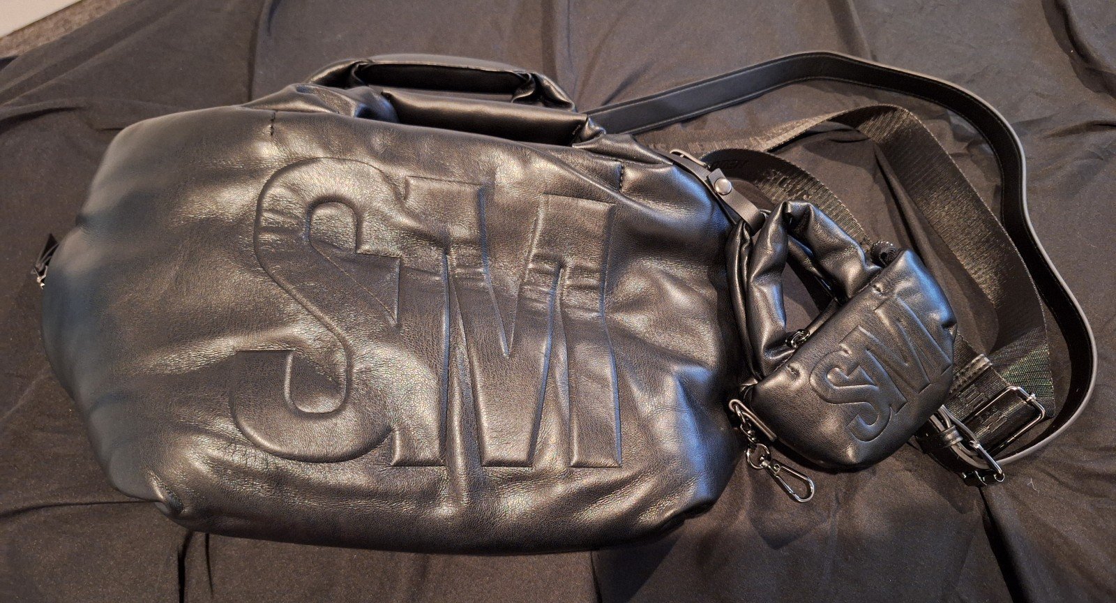 Steve Madden black puffer bag