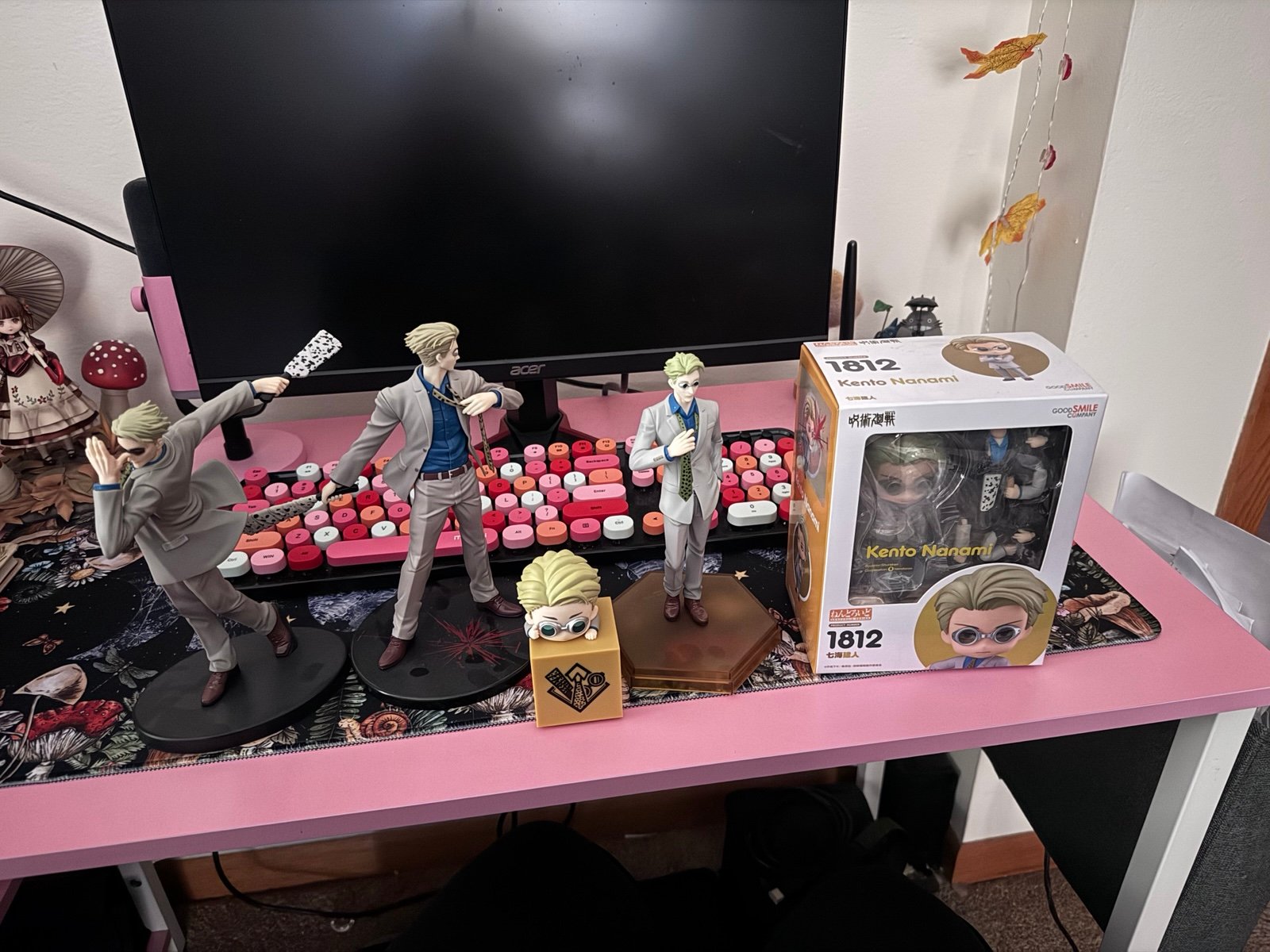 Nanami Figures