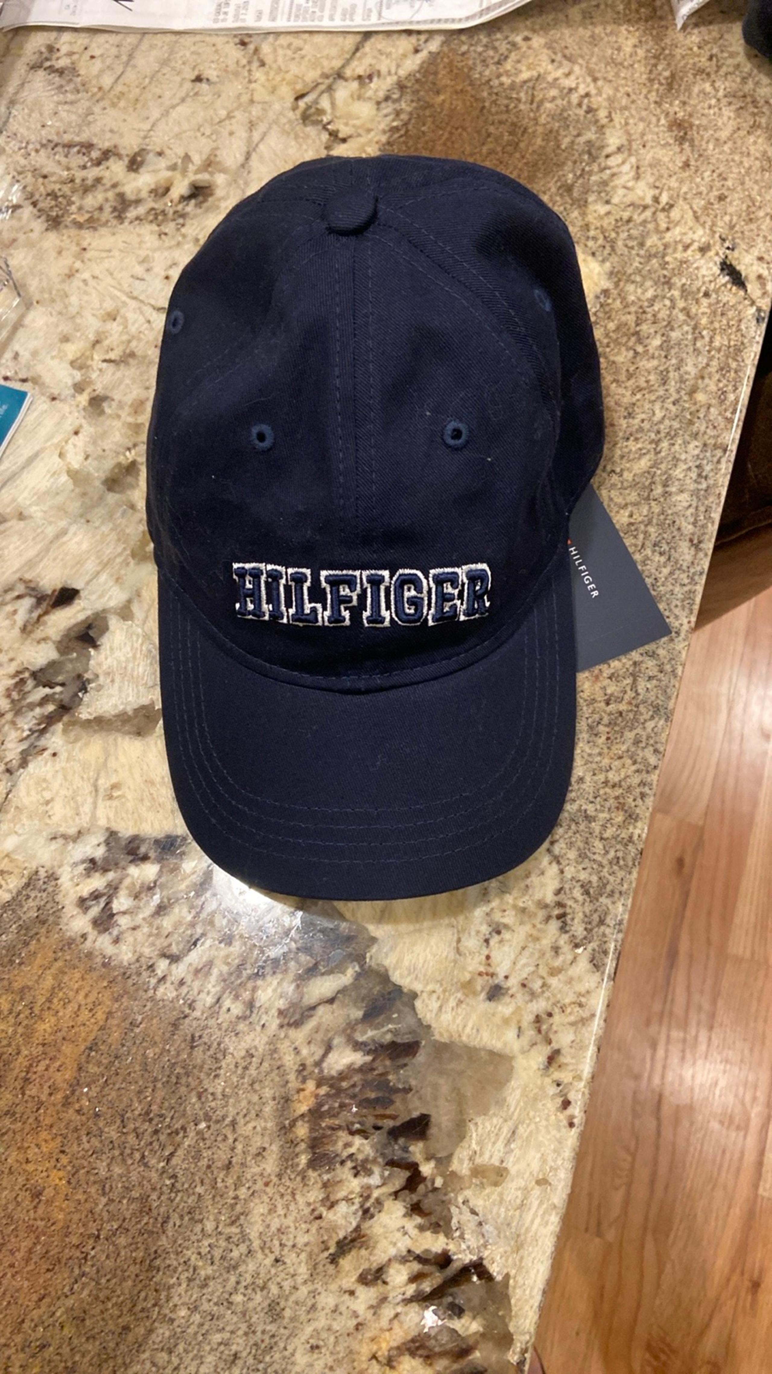 NWT Hilfiger Navy Blue Cap