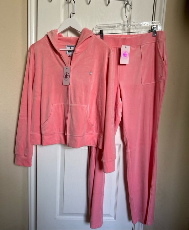 Juicy Couture Midweight Velour Track Jacket Plus Mid Rise Wide Leg Velour Pant