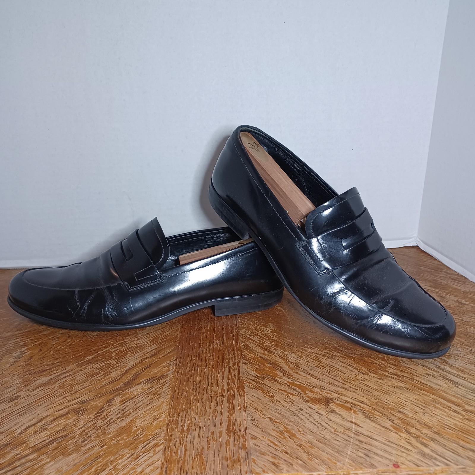 PRADA Men's Black Leather Loafer Slip-On Shoes Size 8 - (D1621) Authenticated. S