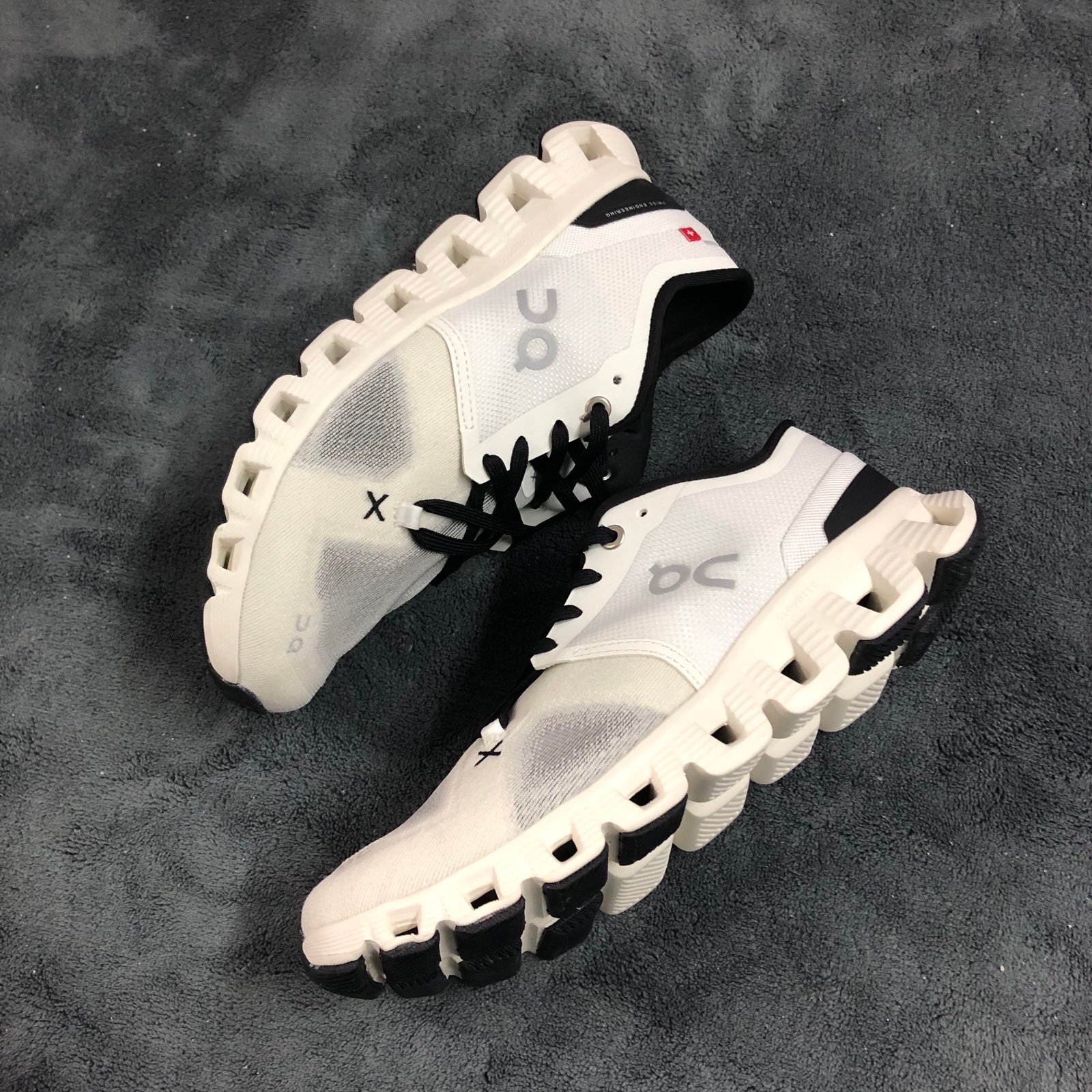 On Cloud X 3 shoes size 9.5