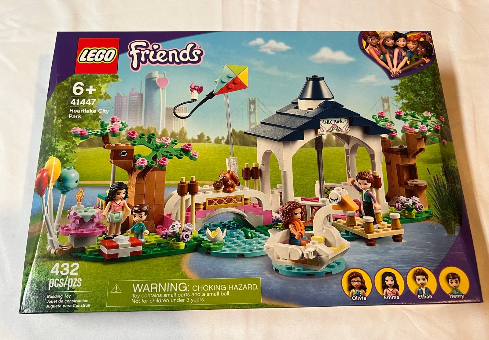 LEGO FRIENDS: Heartlake City Park (41447) NIB