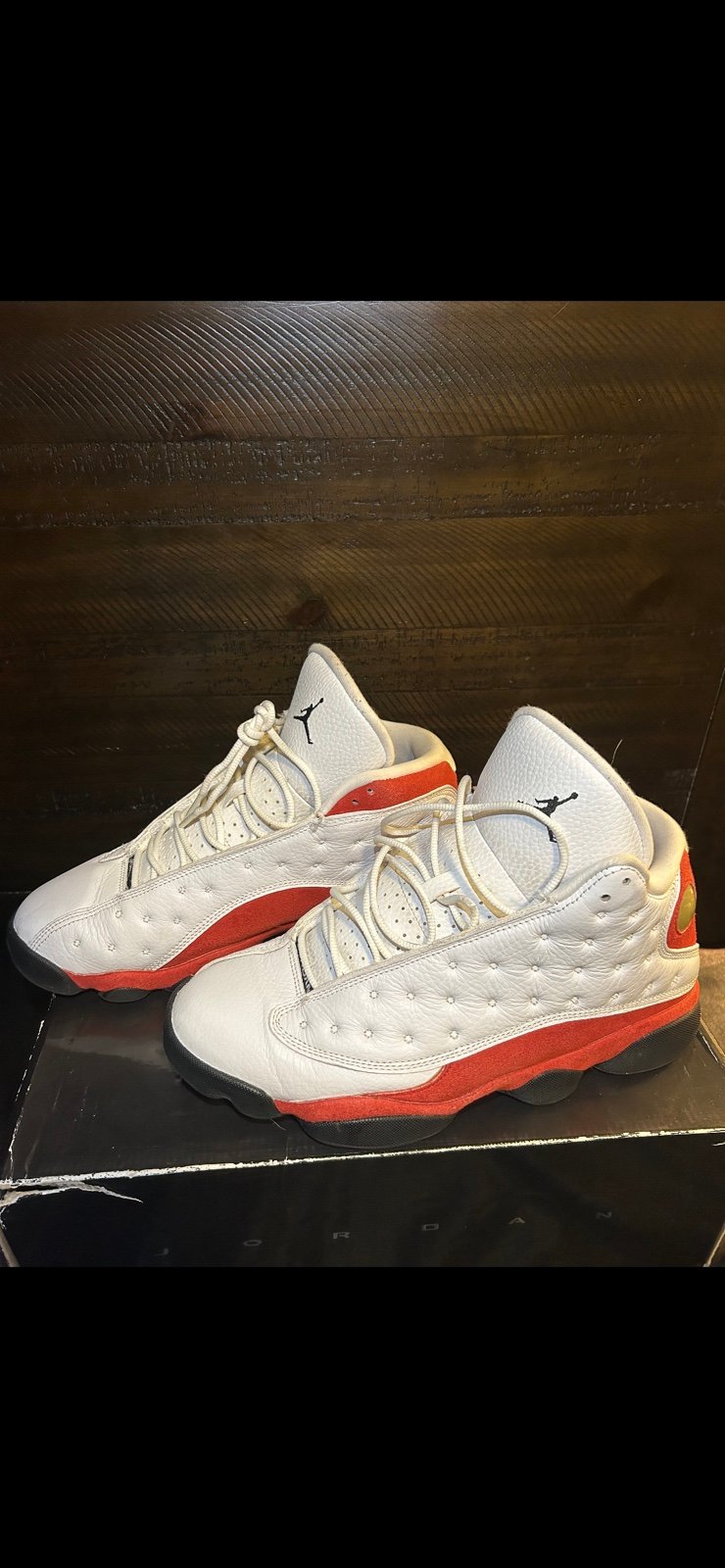 Jordan 13 Chicago (2017) used size 9.5
