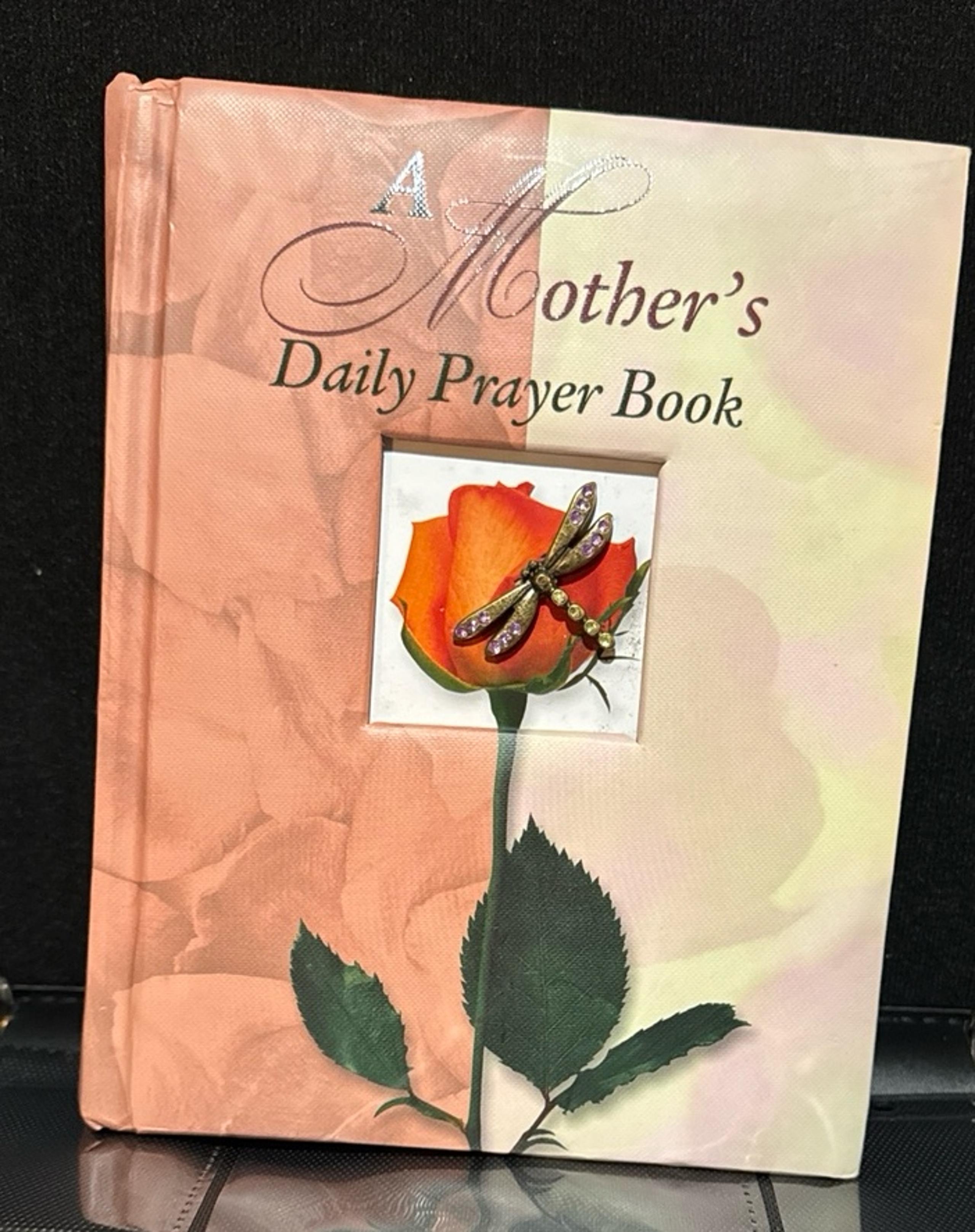 BOOK -A Mother’s Daily Prayer Book