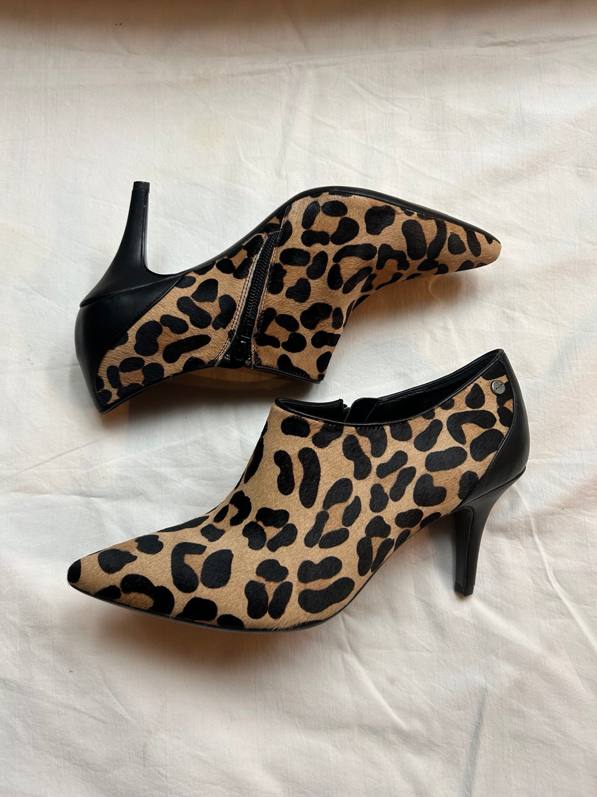 NWB Calvin Klein Heels/Booties Color Leopad/Black Women Size 9.5