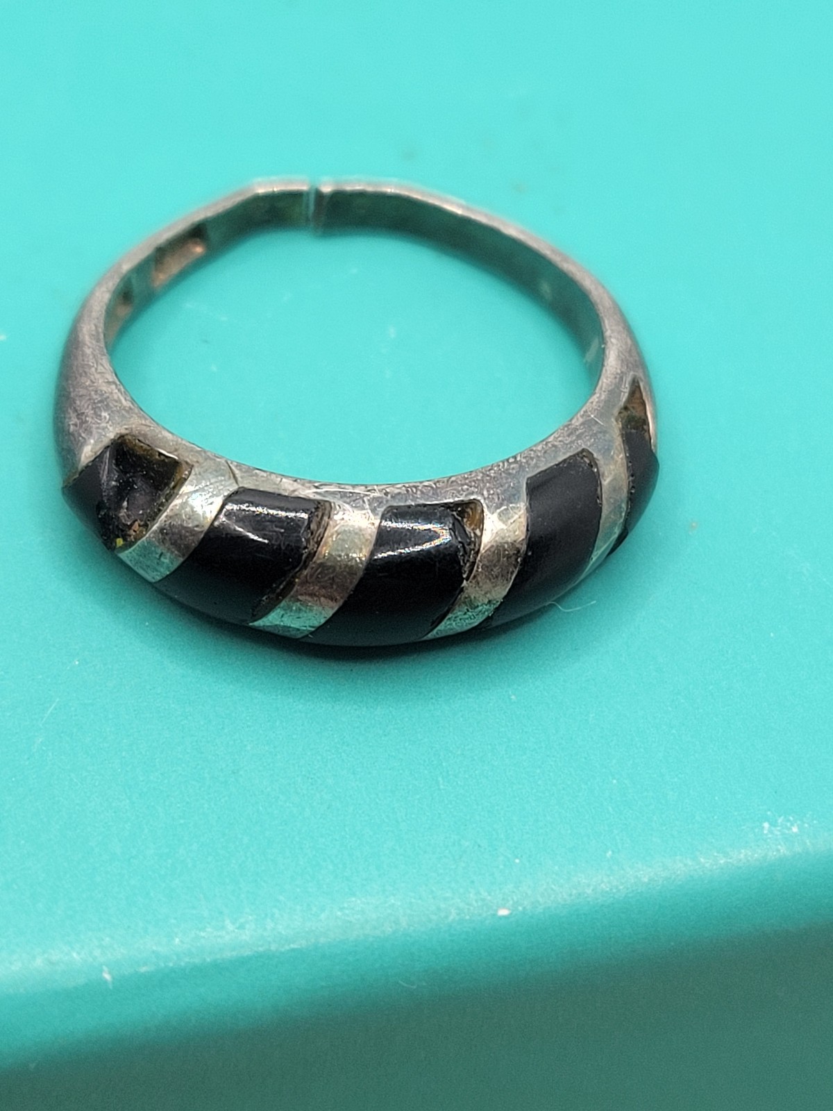 VINTAGE ONYX RING SIZE 5
