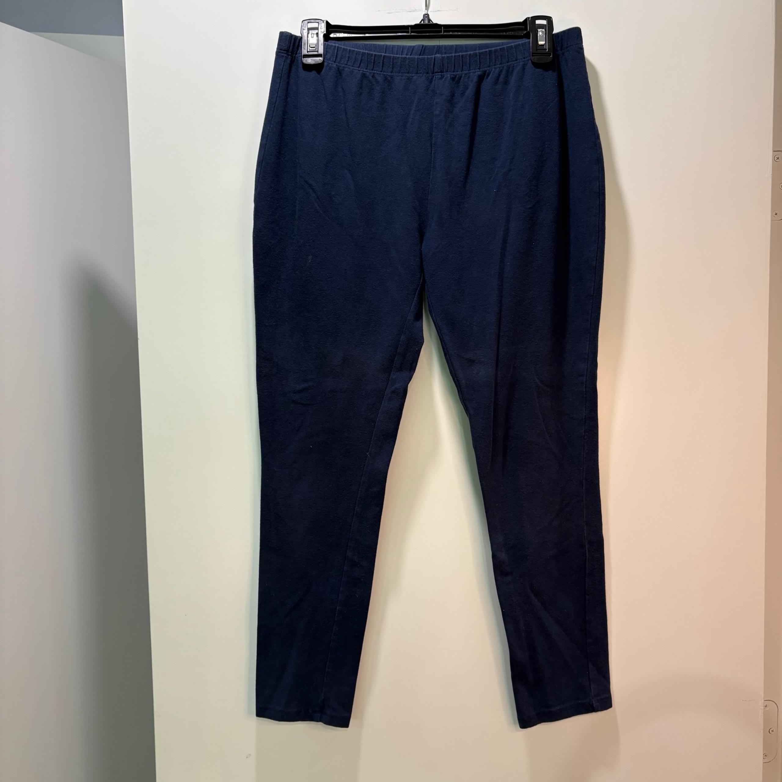 Time and True Women’s Size M Black Leggings Pull On Elastic Waist