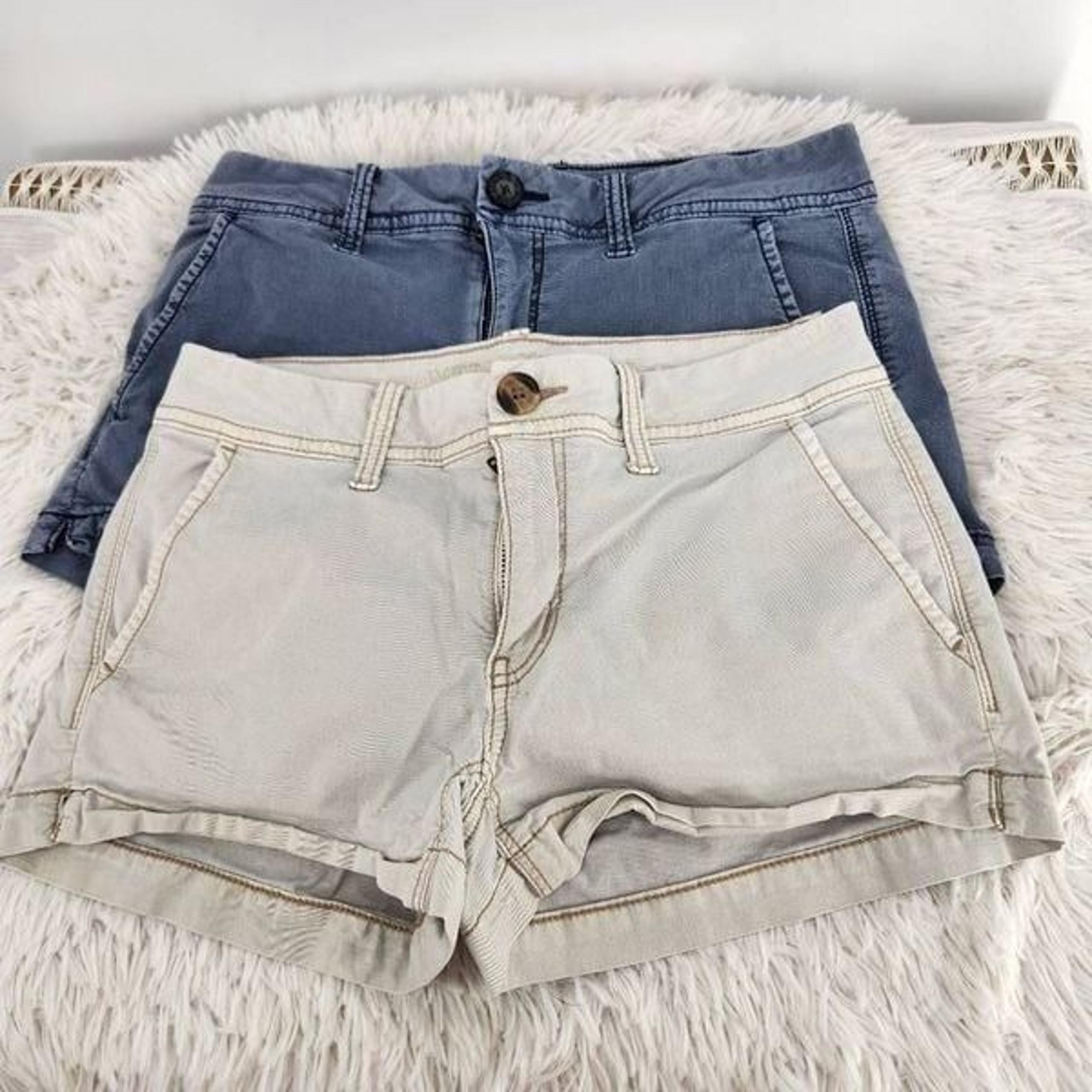 American Eagle Chino Shorts Shorties Women's Size 2 Khaki / Blue Gray