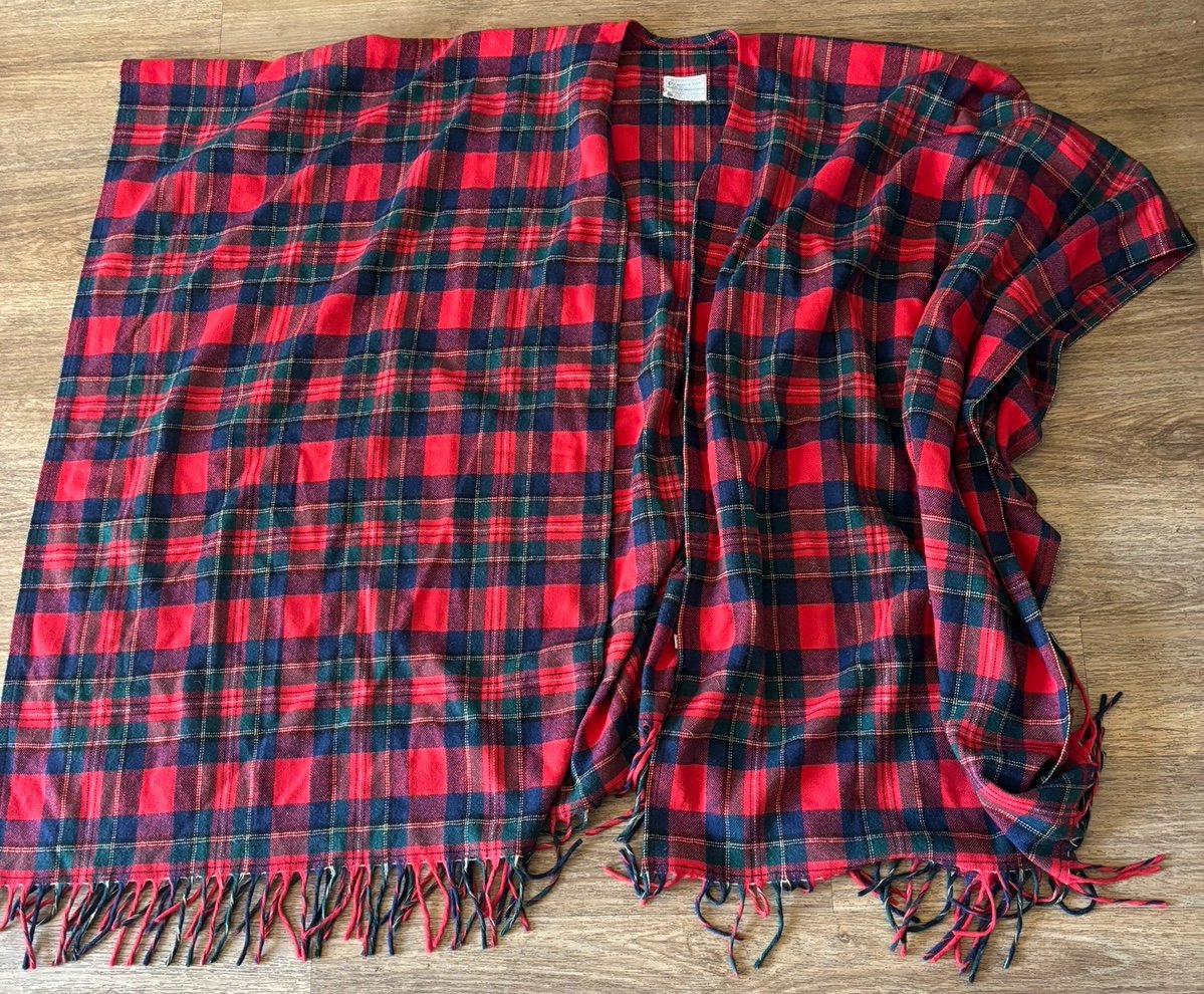 VTG Pendleton Virgin Wool Red Plaid Cape Shawl Poncho USA One Size.