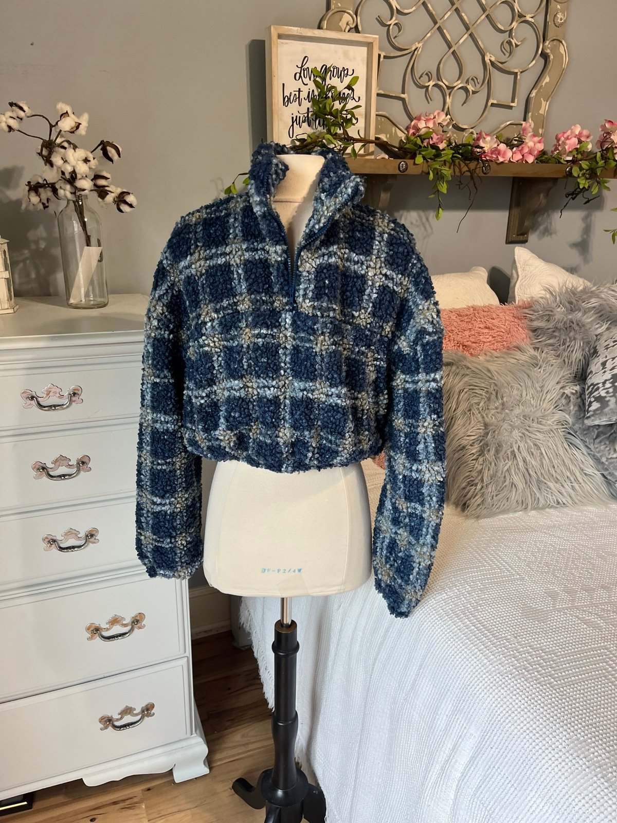 Fluffy Pullover Blue Paid Sweater Zip Neck Womens Medium