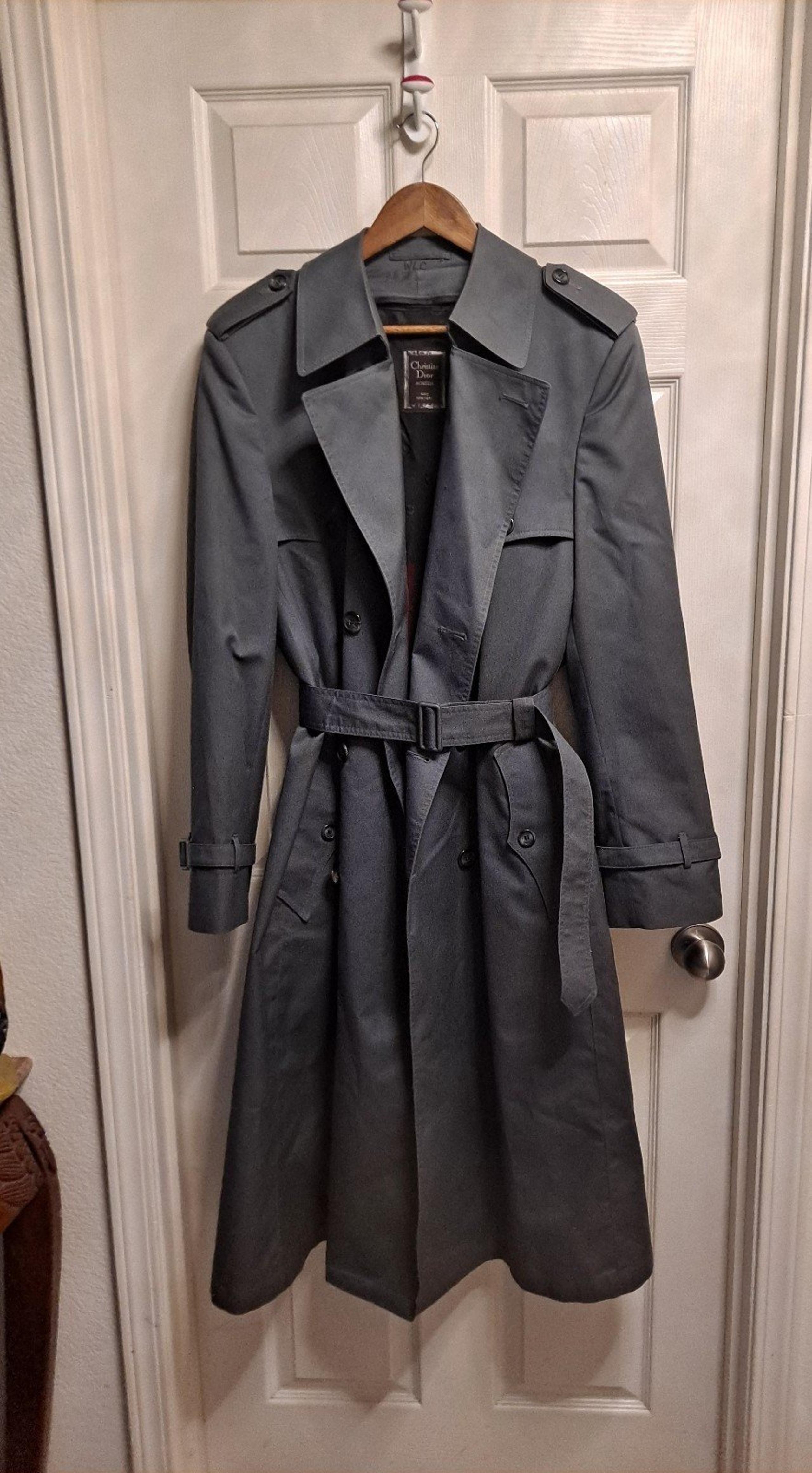 CHRISTIAN DIOR TRENCH COAT