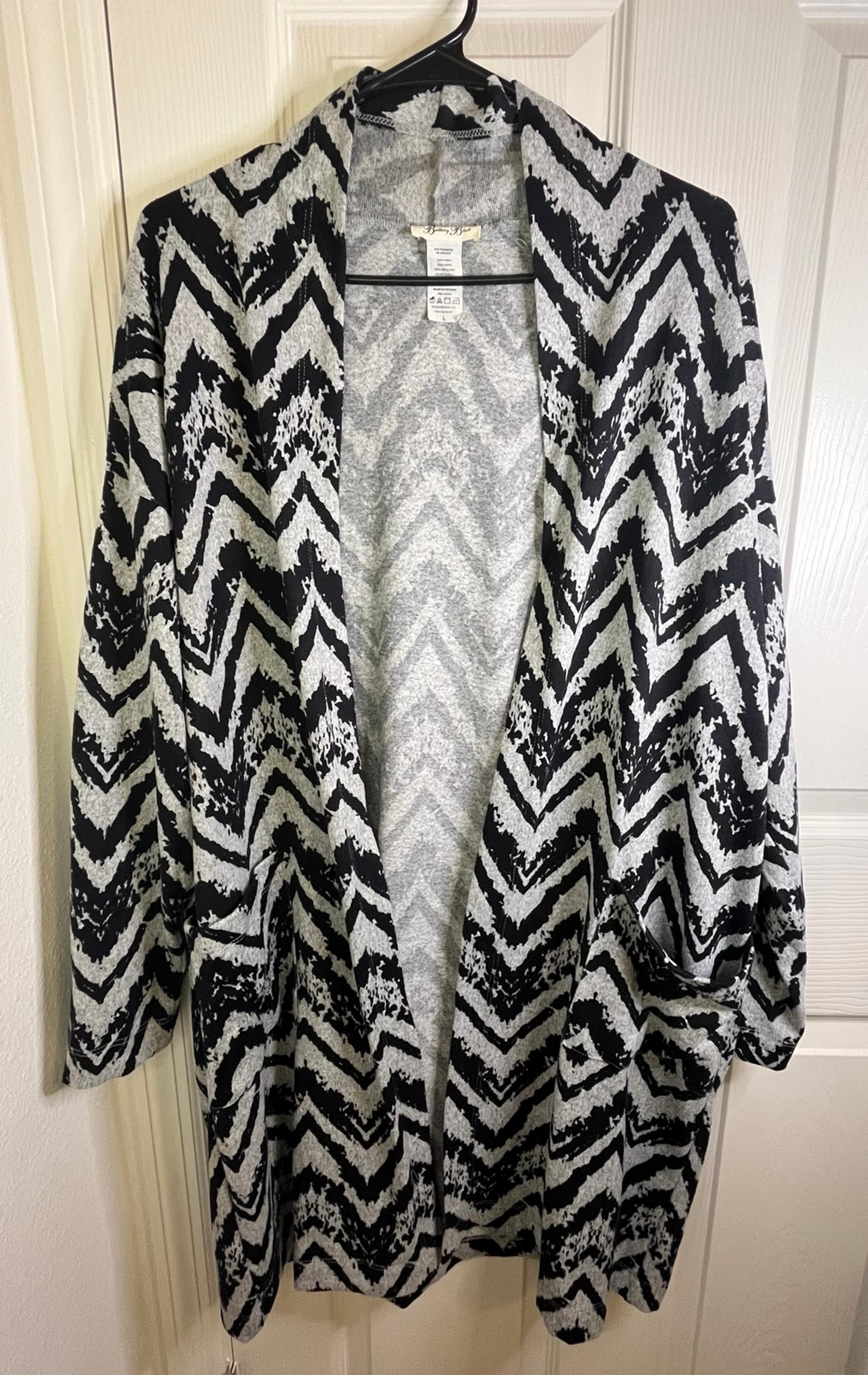 Brittany Black women long sleeves cardigan large black and gray