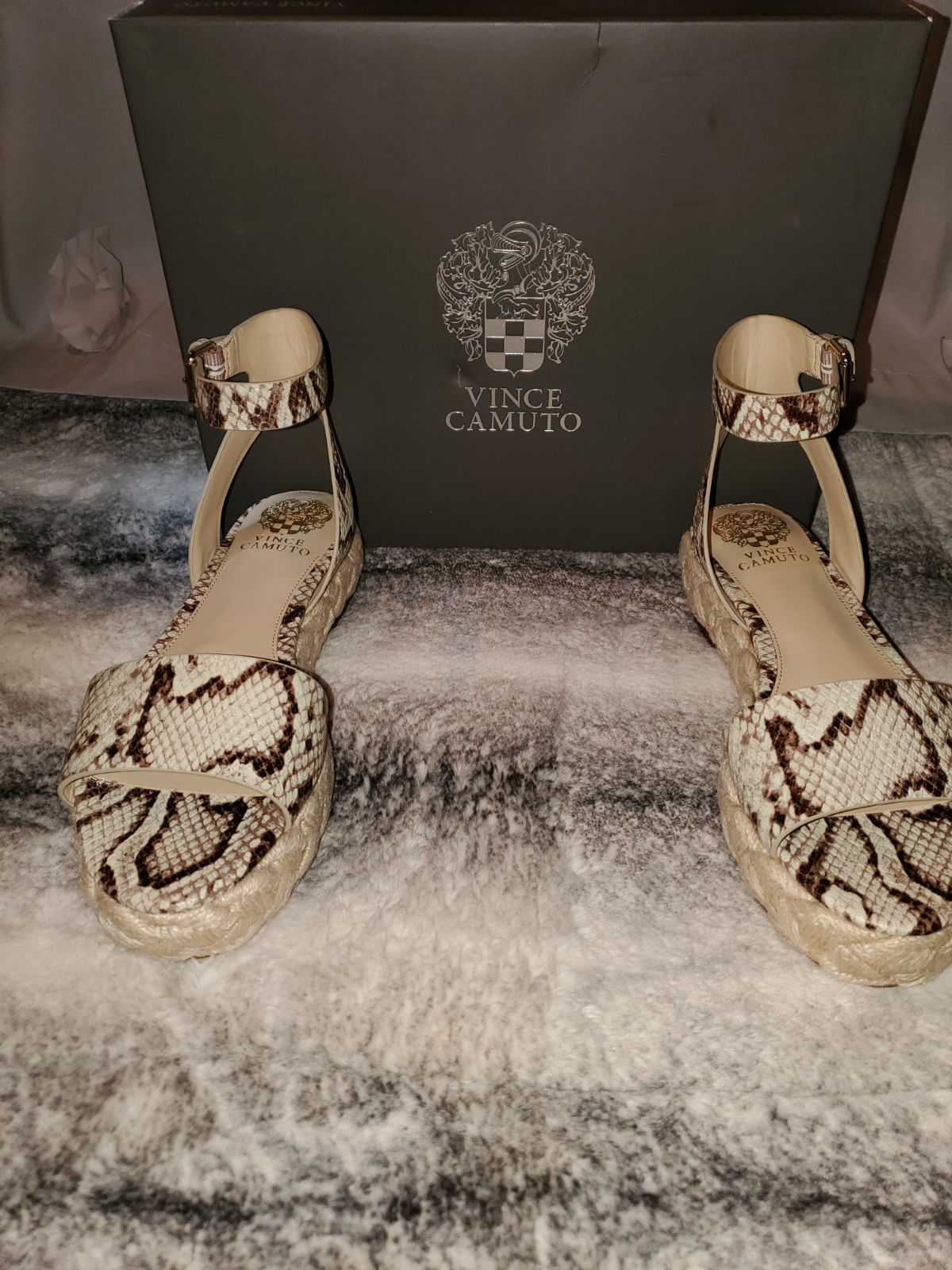 Vince Camuto sandals 9, 10, 11