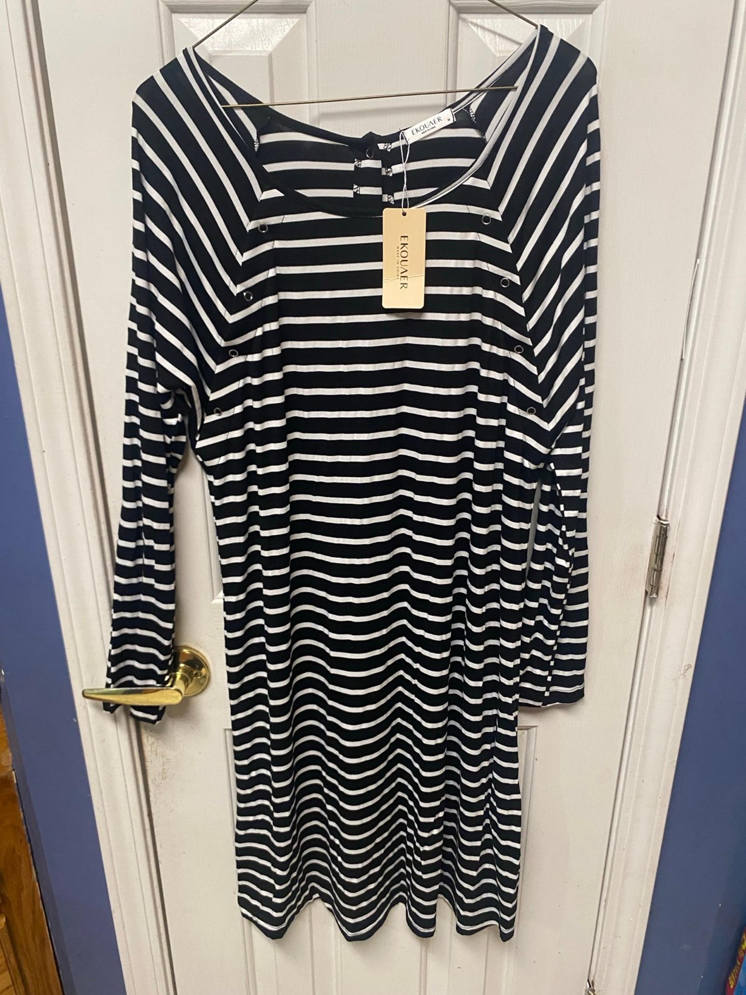 Amazon Black White Stripes snap Button Maternity Scoop Neck Shirt Dress M