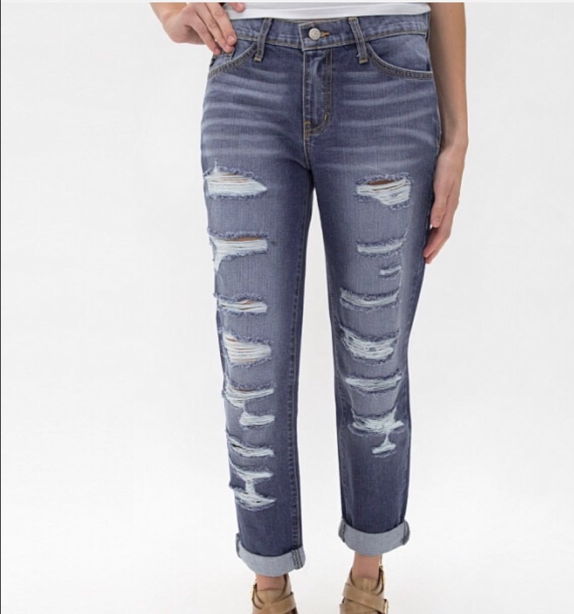 KanCan Boyfriend Jeans. 25. NWT!!