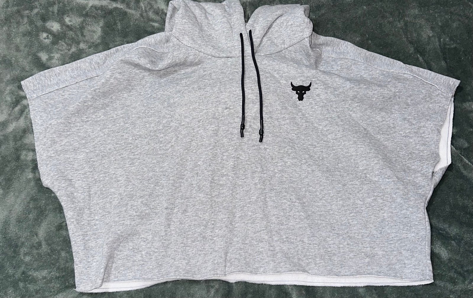 Under Armour Project Rock Size Large Women Sleeveless Training Hoodie Gray *NEW