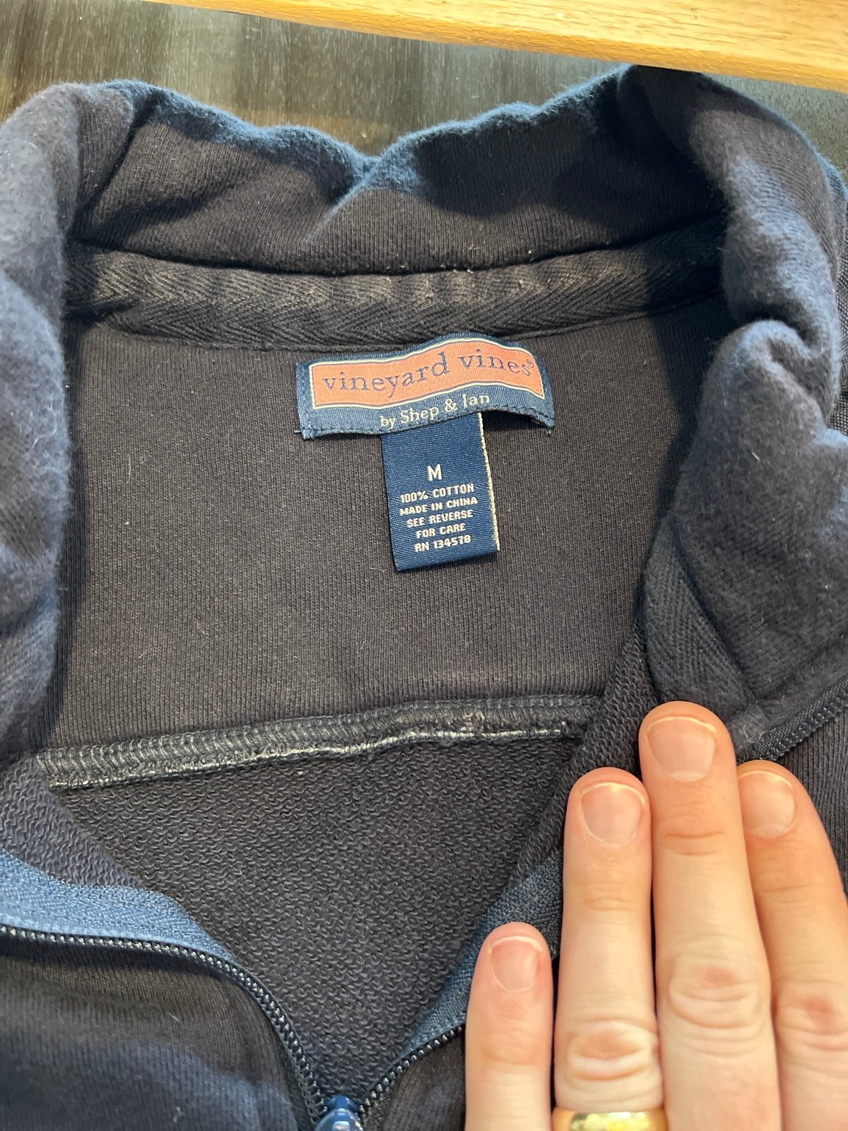 vineyard vines men