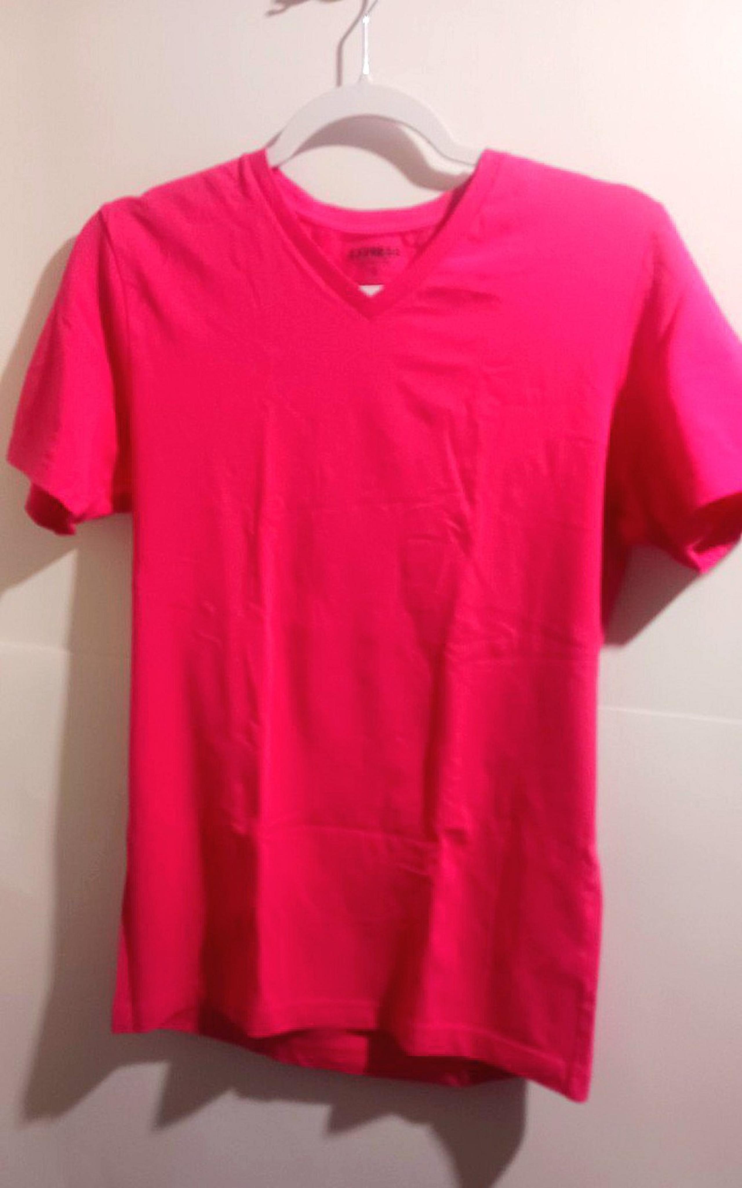 Women's Express T-shirt, Size Medium, Stretch V-Neck