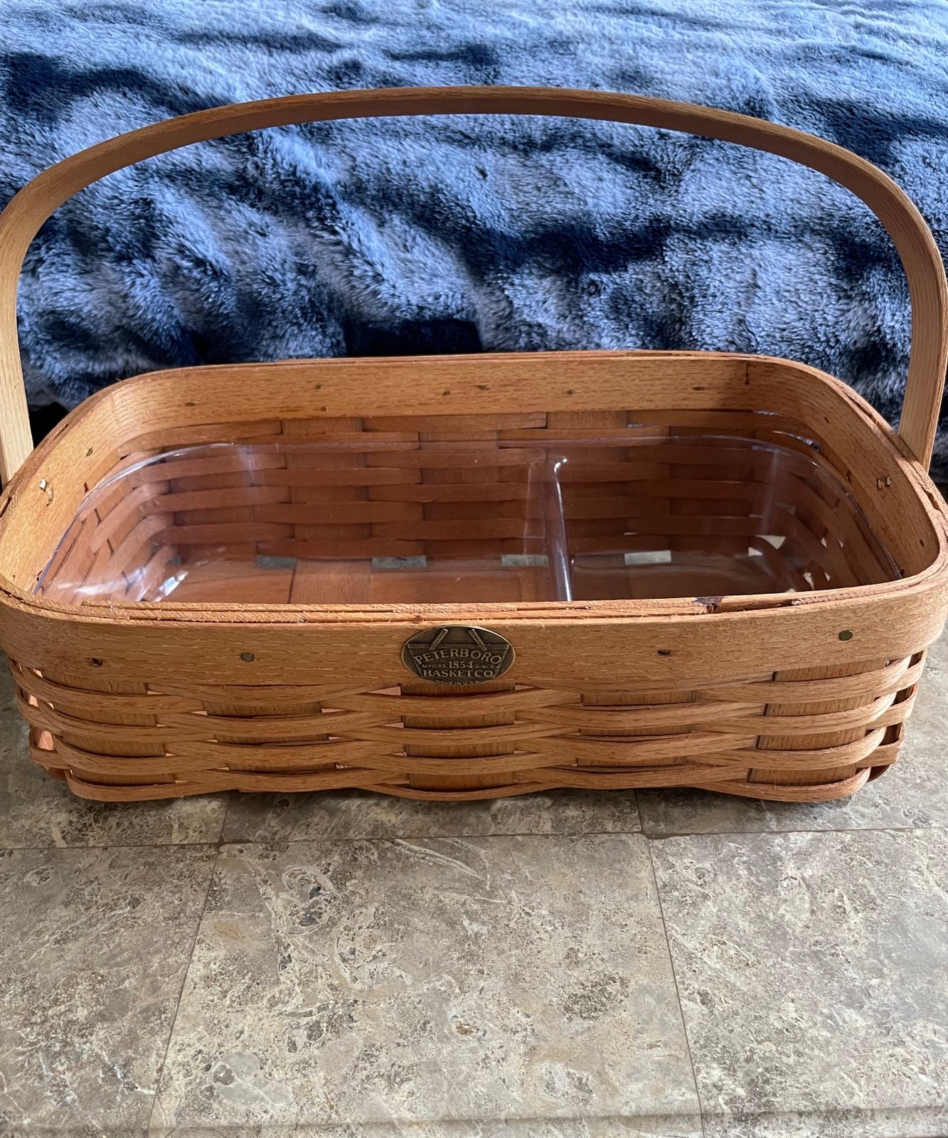 PETERBORO BASKET CO Divided 13 x 8 Buffet Server w/Plastic Insert Liner
