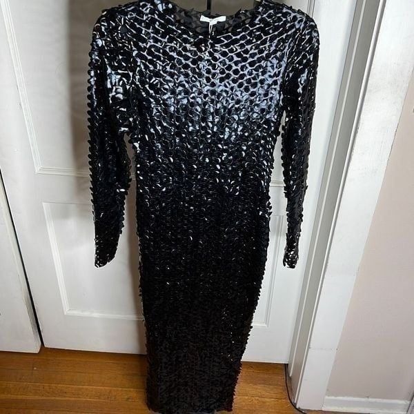 Hana - Night Luxurious Touch Textured Maxi Dress