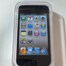 Apple iPod Touch 64GB (A1367) Device and Accessories