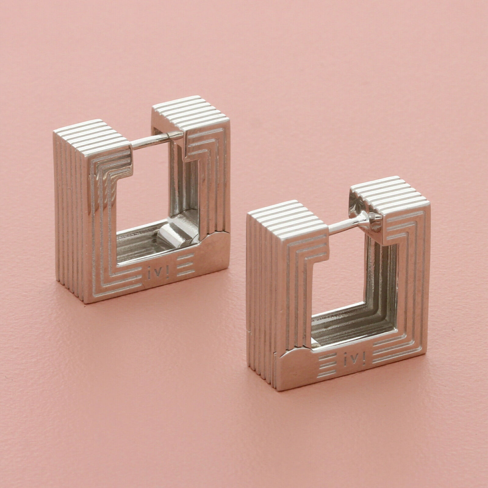 ⚡️clearance⚡️ ivi los angeles sterling silver small aurelia square hoop earrings