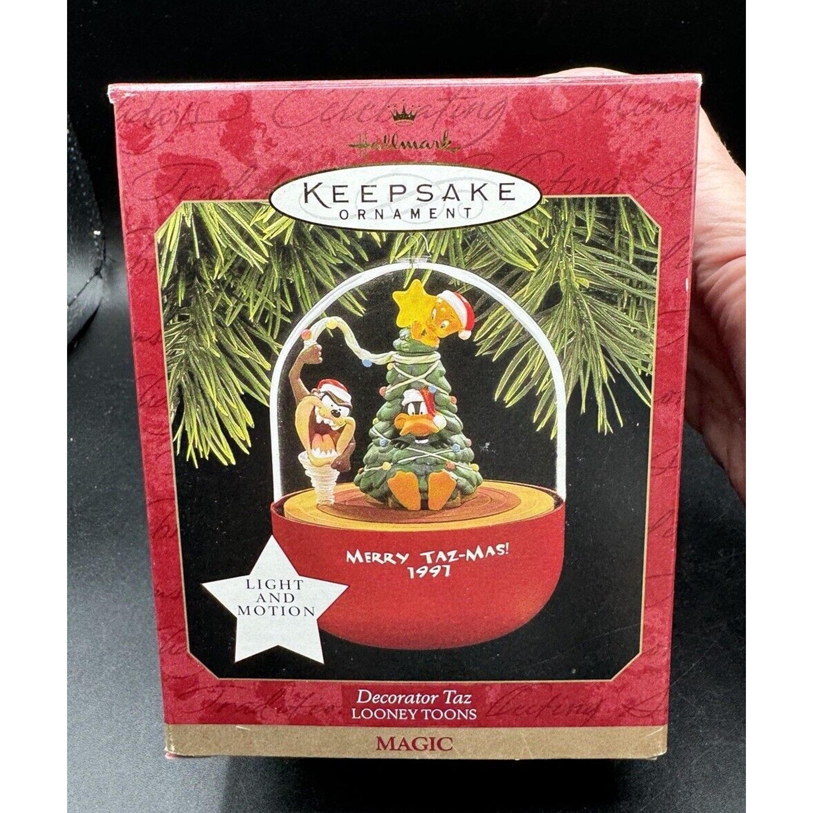 New Hallmark Ornament 1997 DECORATOR TAZ Magic Light & Motion LOONEY TUNES -29D
