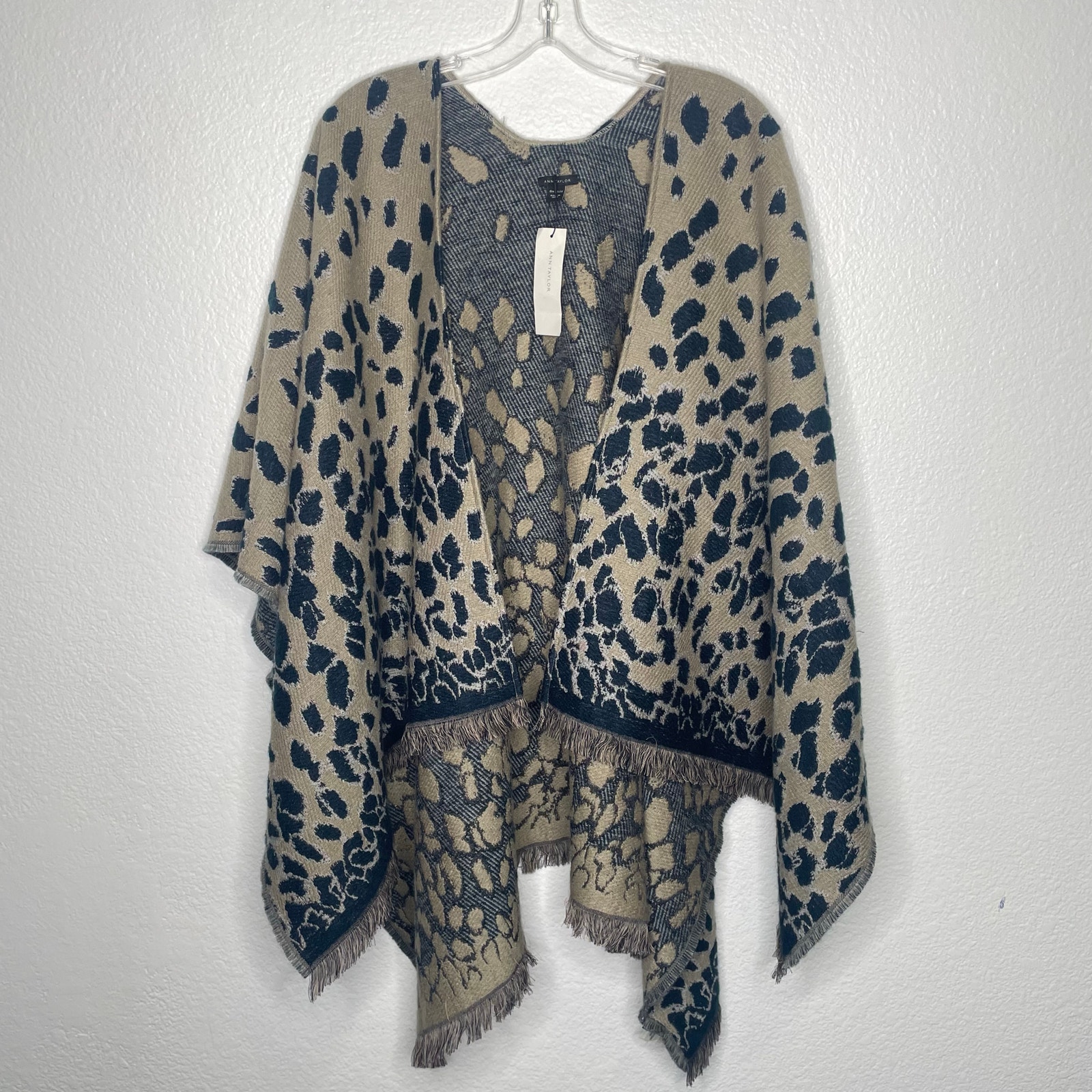 Ann Taylor Womens Pancho Size OS Animal Print Asymmetrical Hem Open Front Wrap