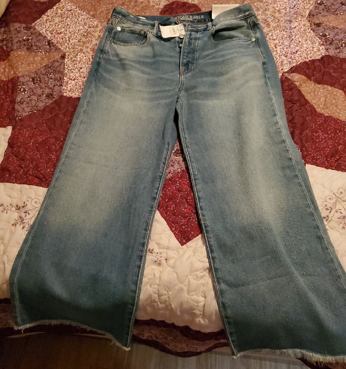 American Eagle crop jeans