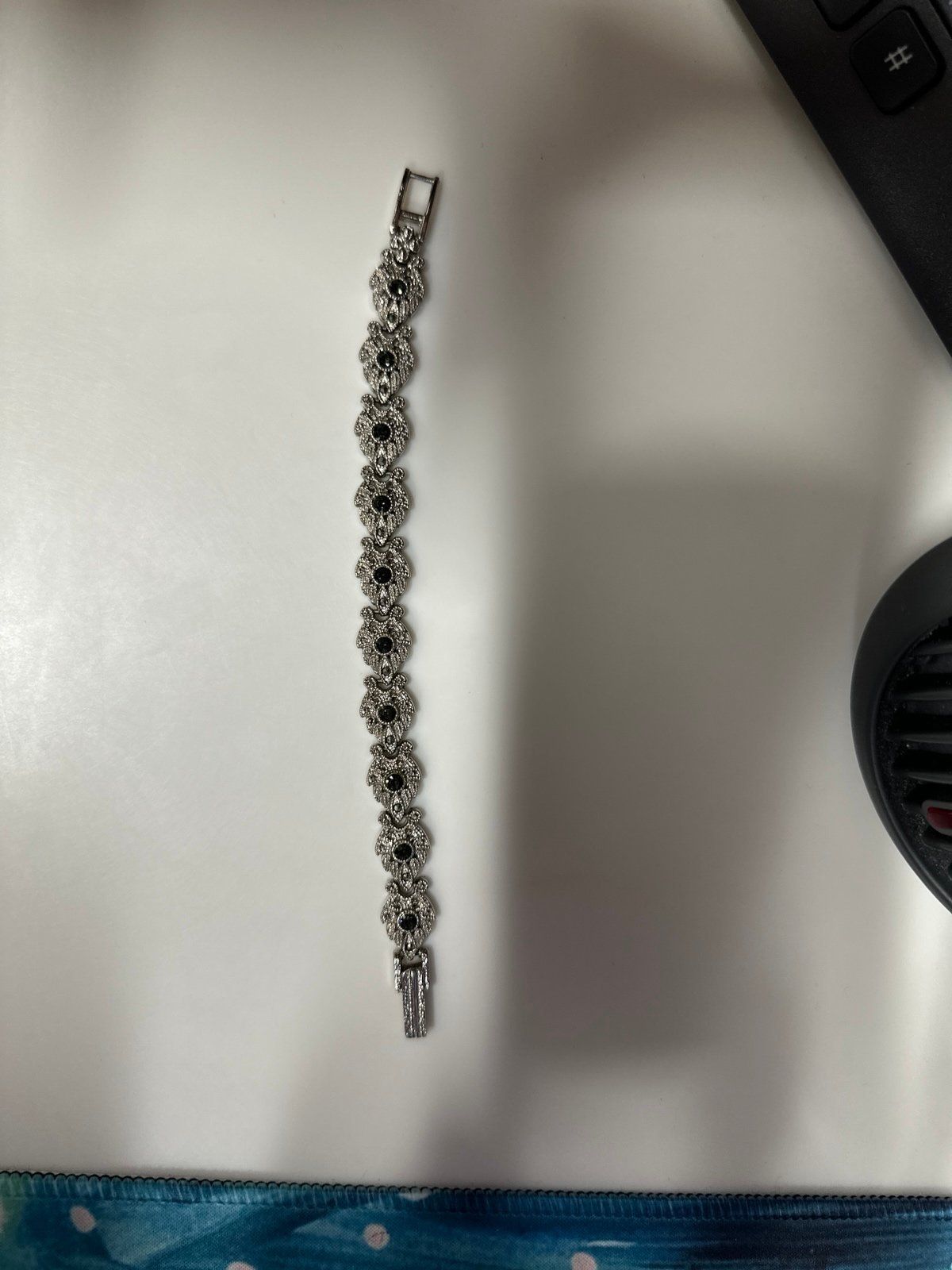 Classic classic evening bracelet silver tone with black glass details