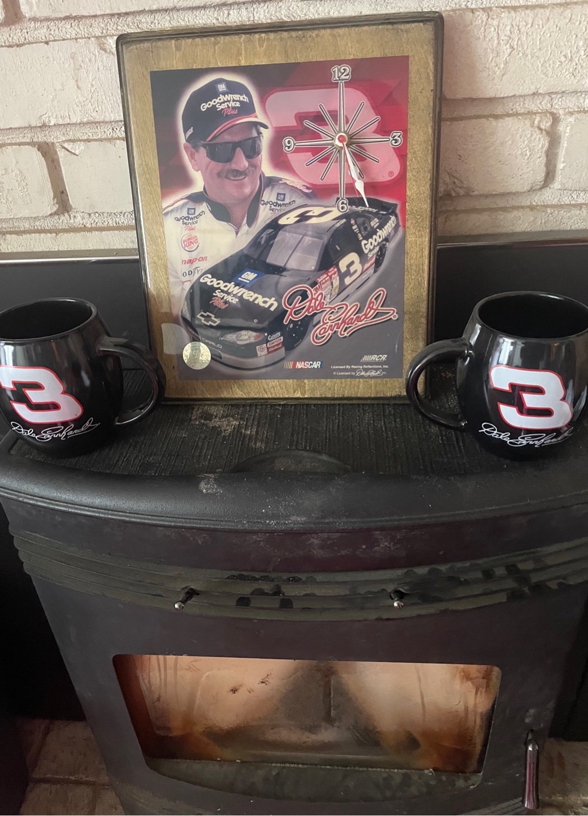 dale earnhardt clock and mugs