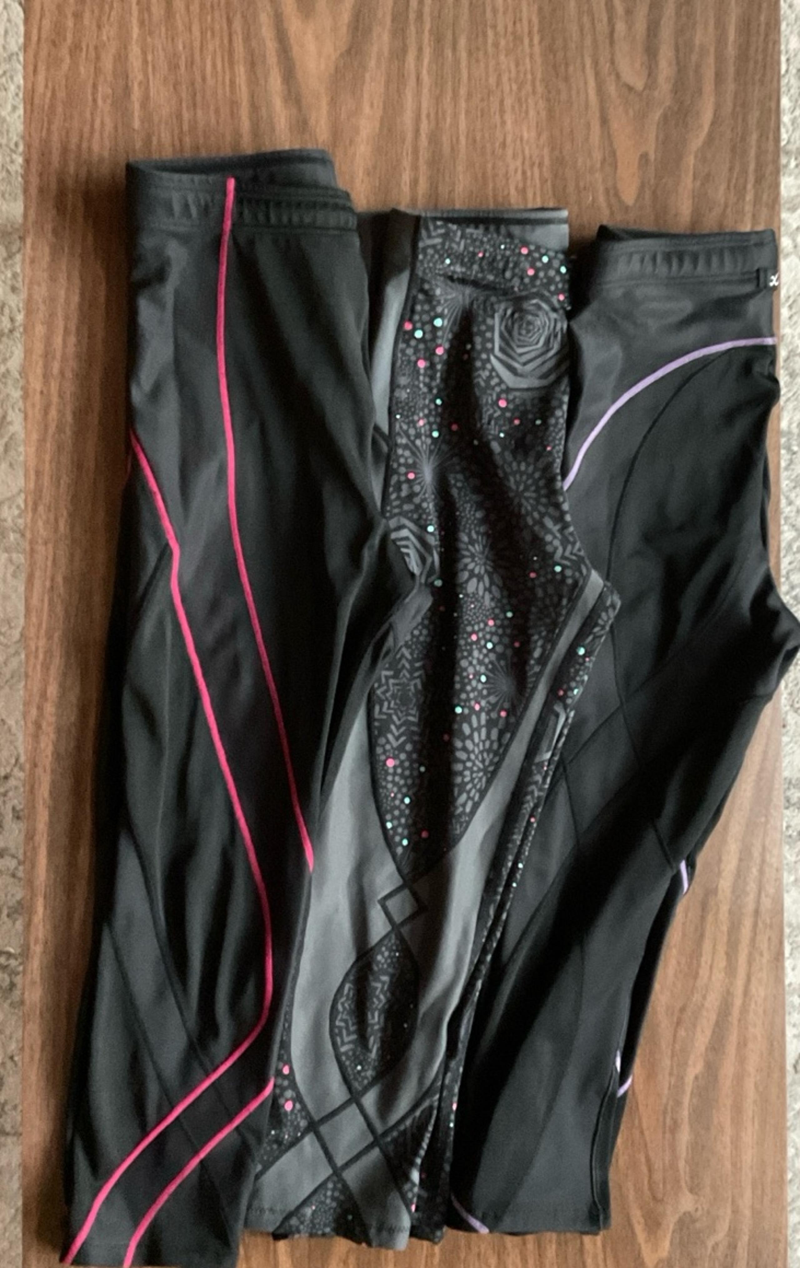 3 Small CW-X Compression Thighs