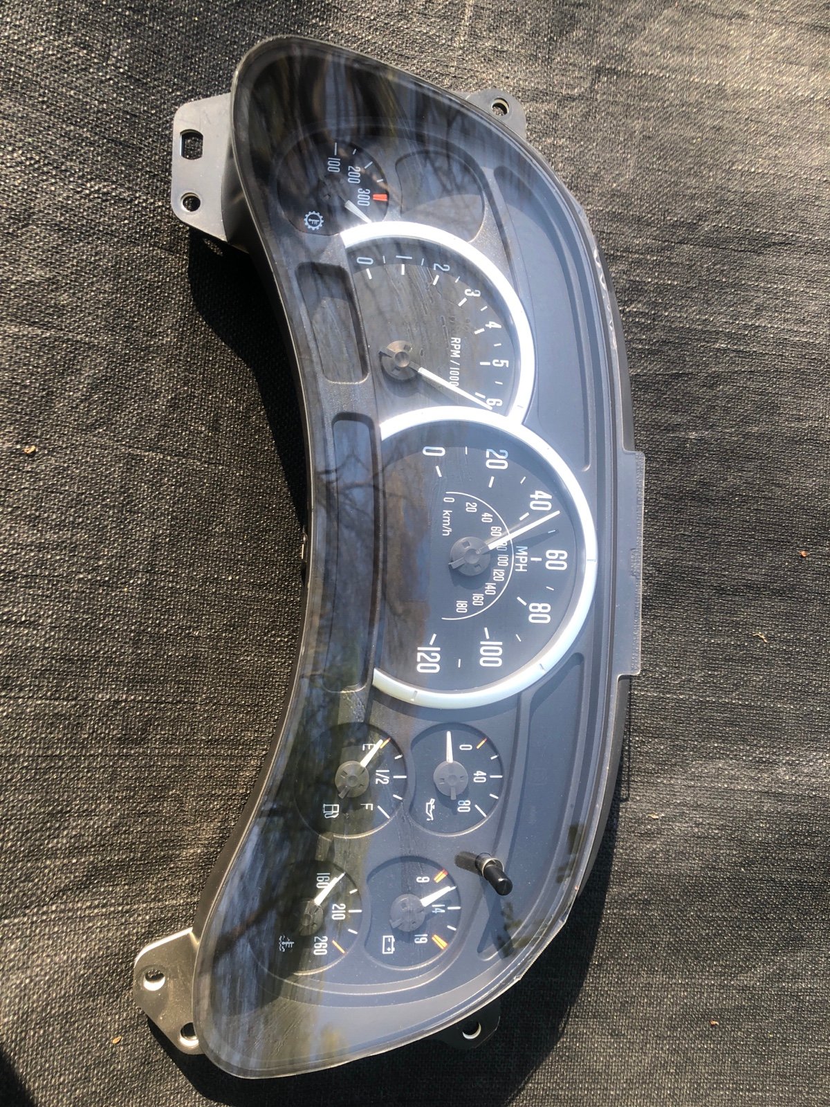 2004 Cadillac Escalade Odometer