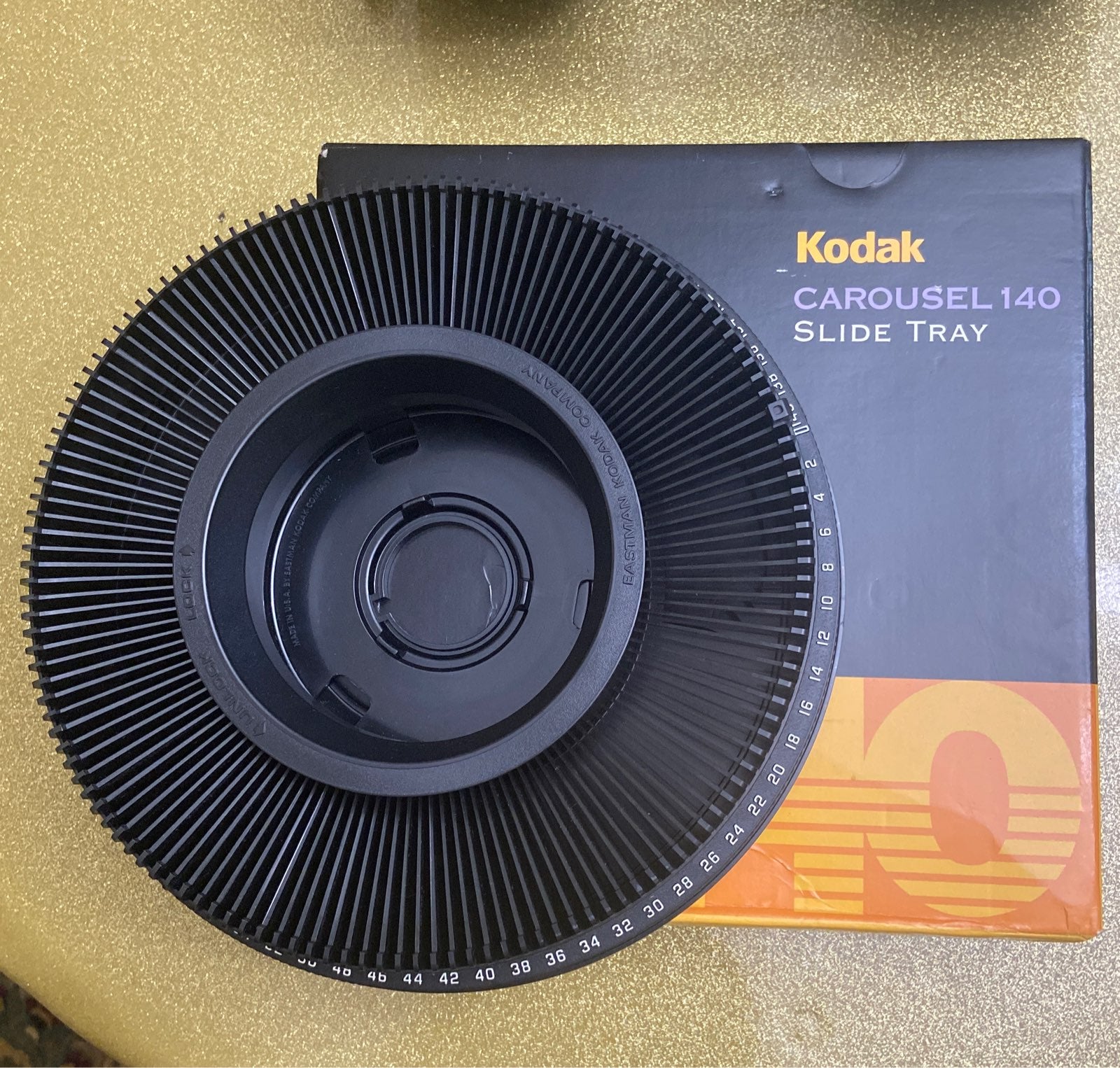 Kodak Carousel 4600 Projector with Carousel sales 140 Slide Tray