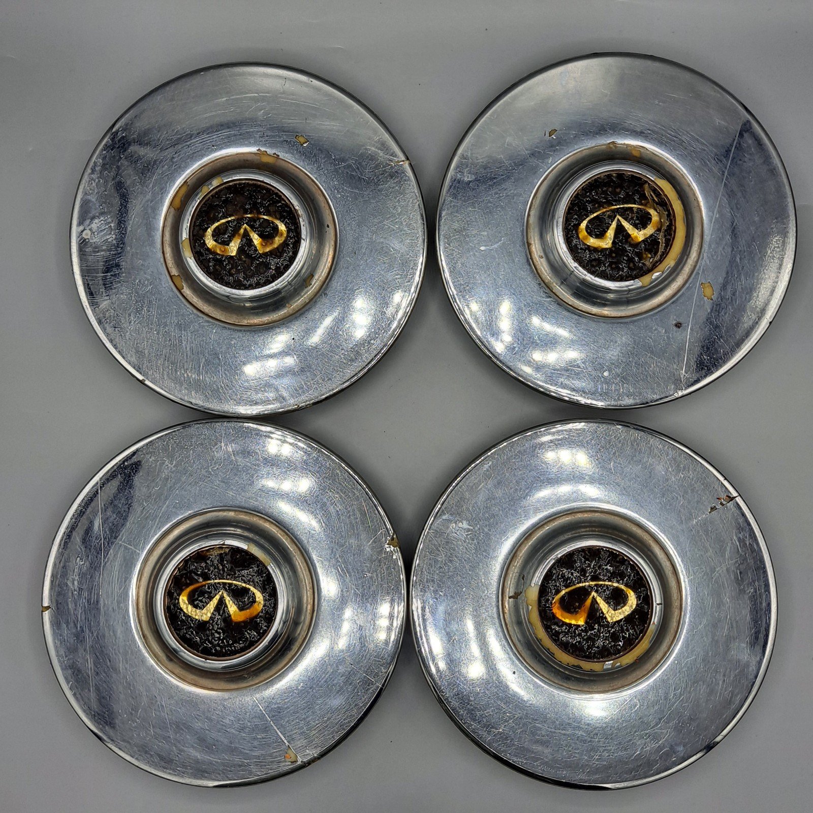 RARE OEM JDM 90 91 92 93 94 95 96 Infiniti Q45 Gold Wheel Chrome Center Caps