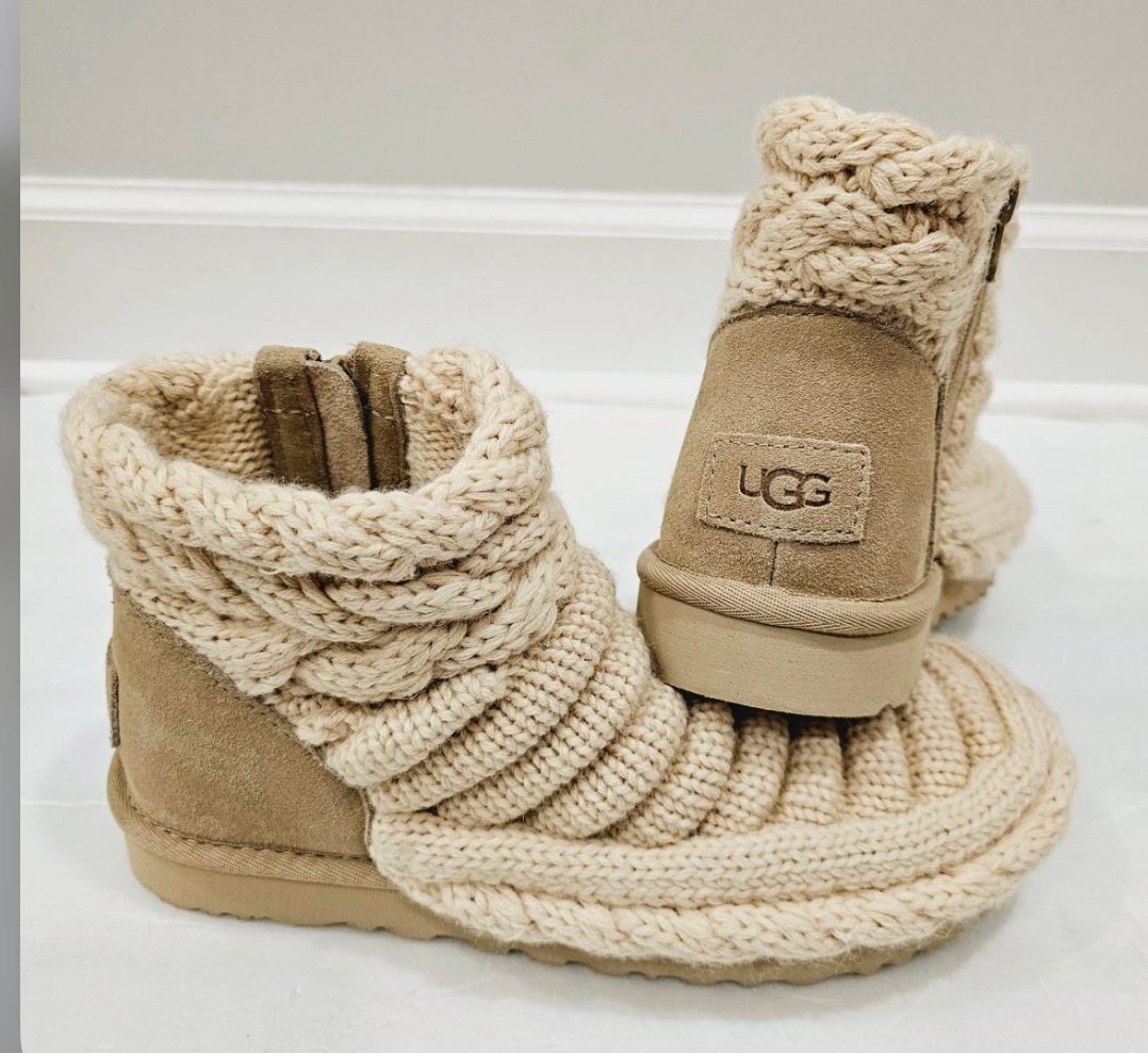UGG Classic Mini Chunky Knit Boots NWOT