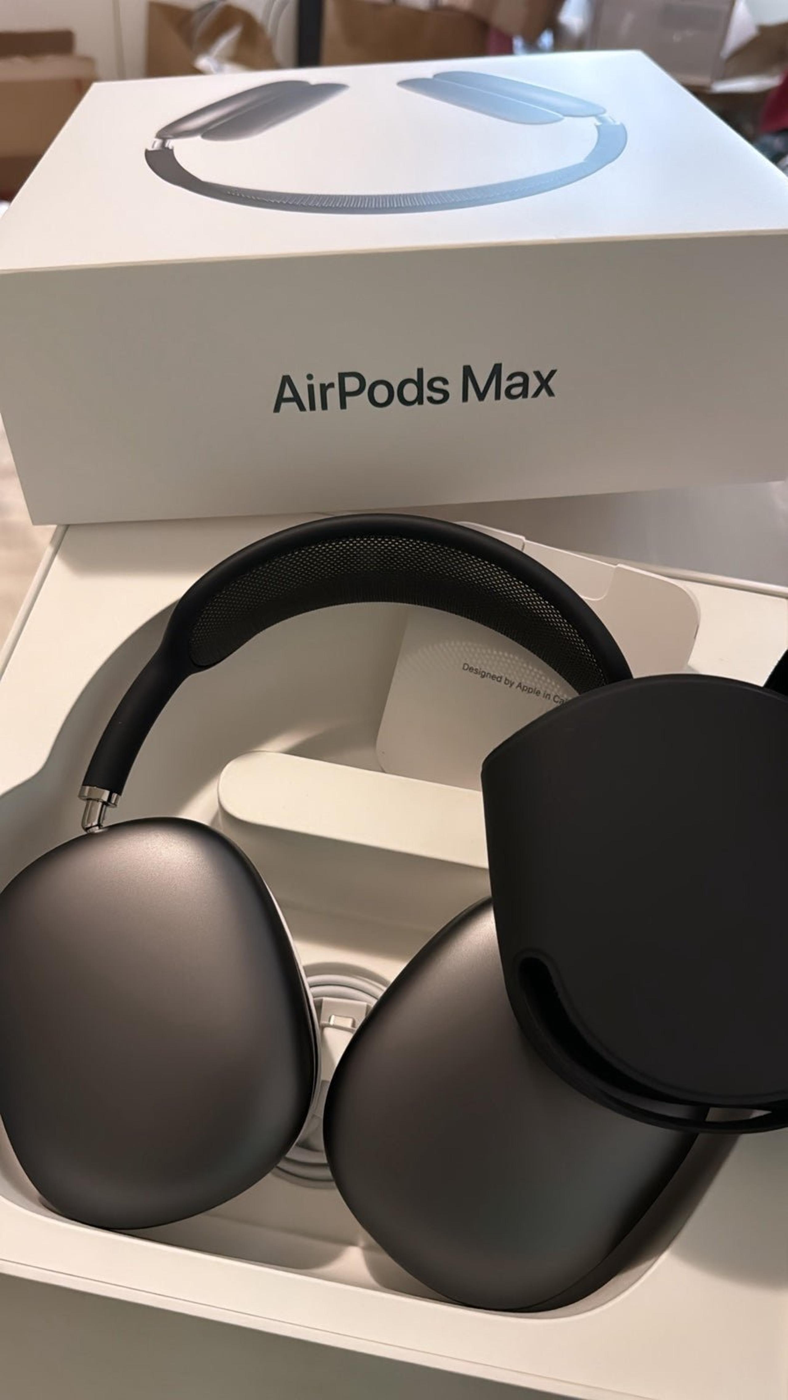 Apple AirPods Max - Space Gray