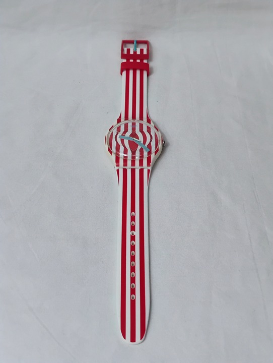 Swatch Sweet Valentine Heart Watch