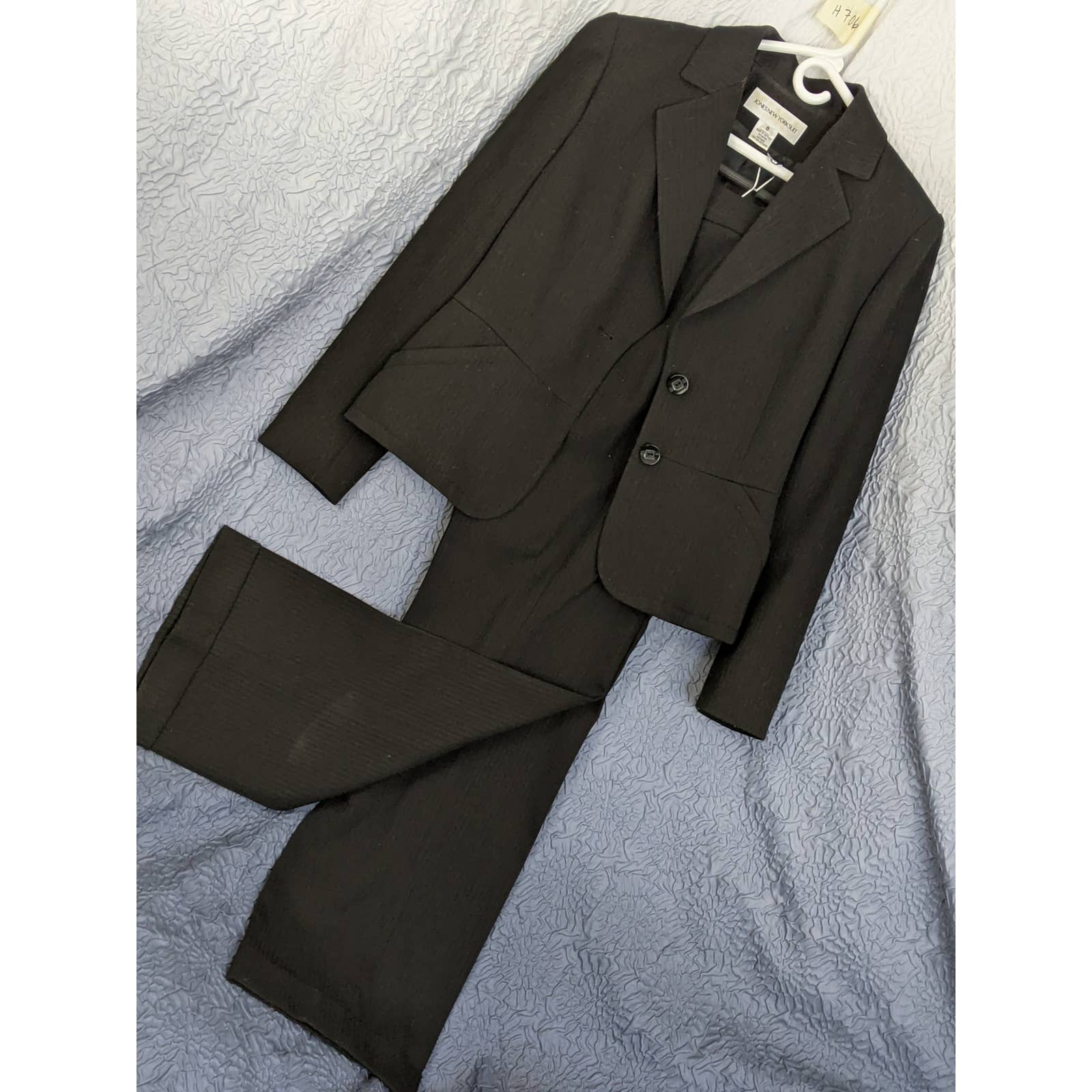 JONES NEW YORK! BLACK ON BLACK PETIT STRIPE CLASSIC SUIT: CUFF PANTS , SZ 6