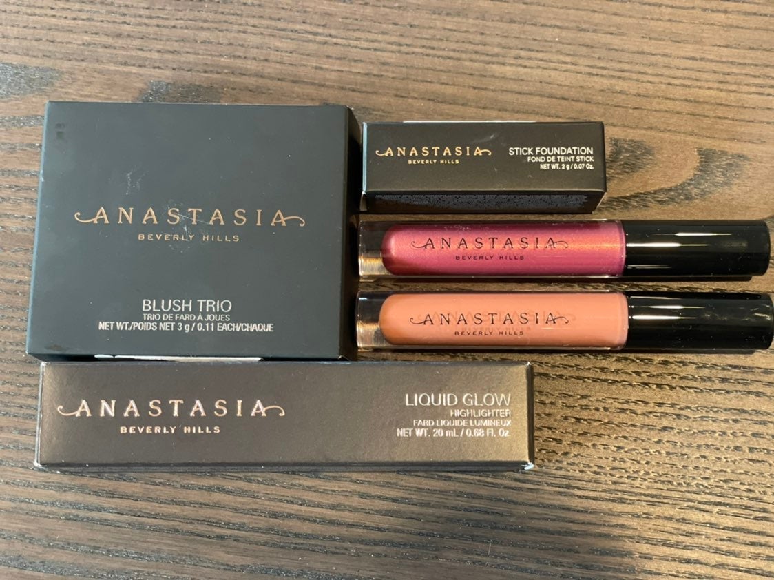 Anastasia Beverly Hills Bundle