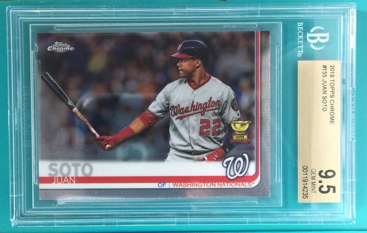 2019 Topps Chrome Juan Soto Gold Cup BGS 9.5