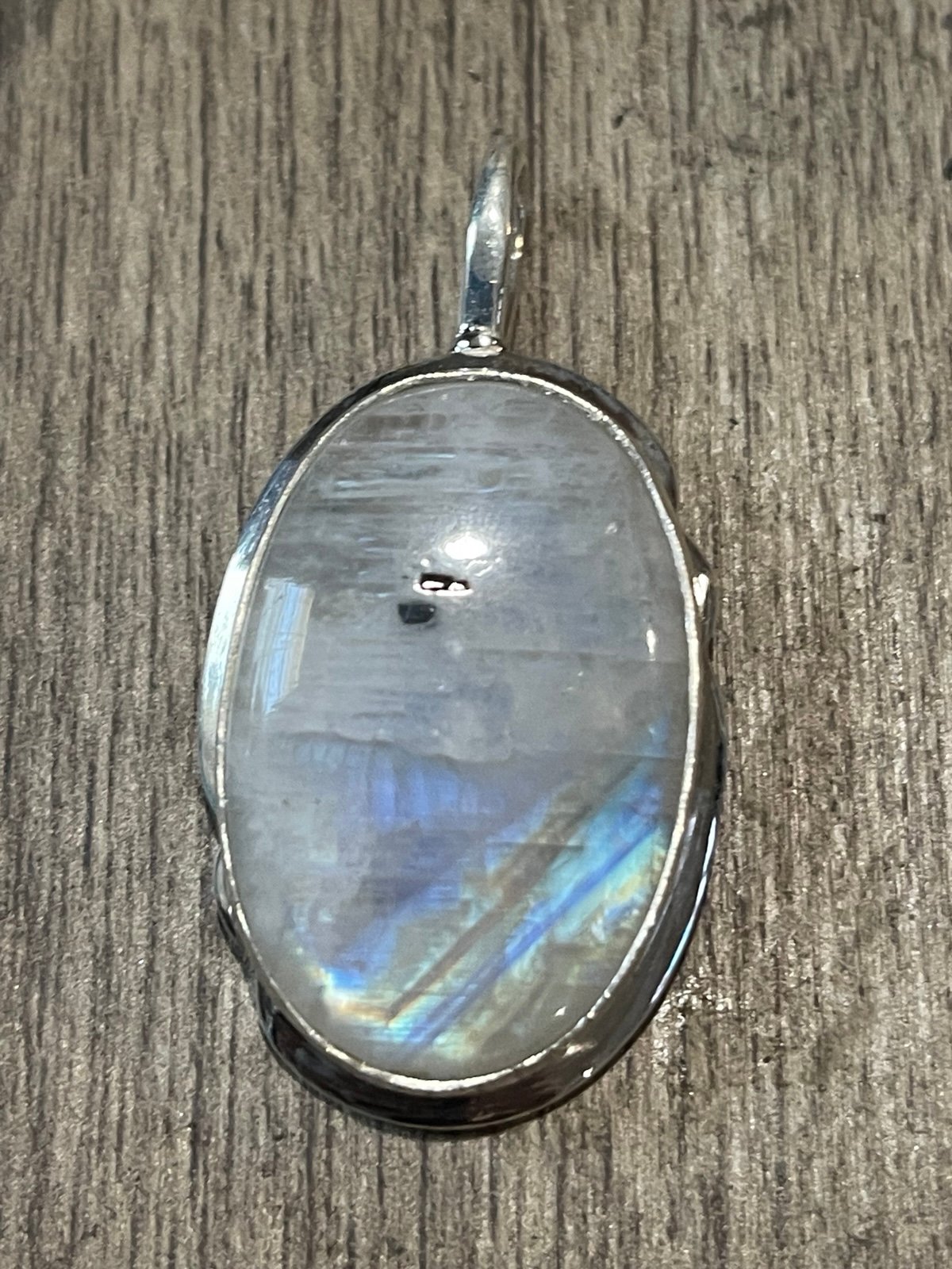 925 Plated - Flashy Rainbow Moonstone Pendant Necklace