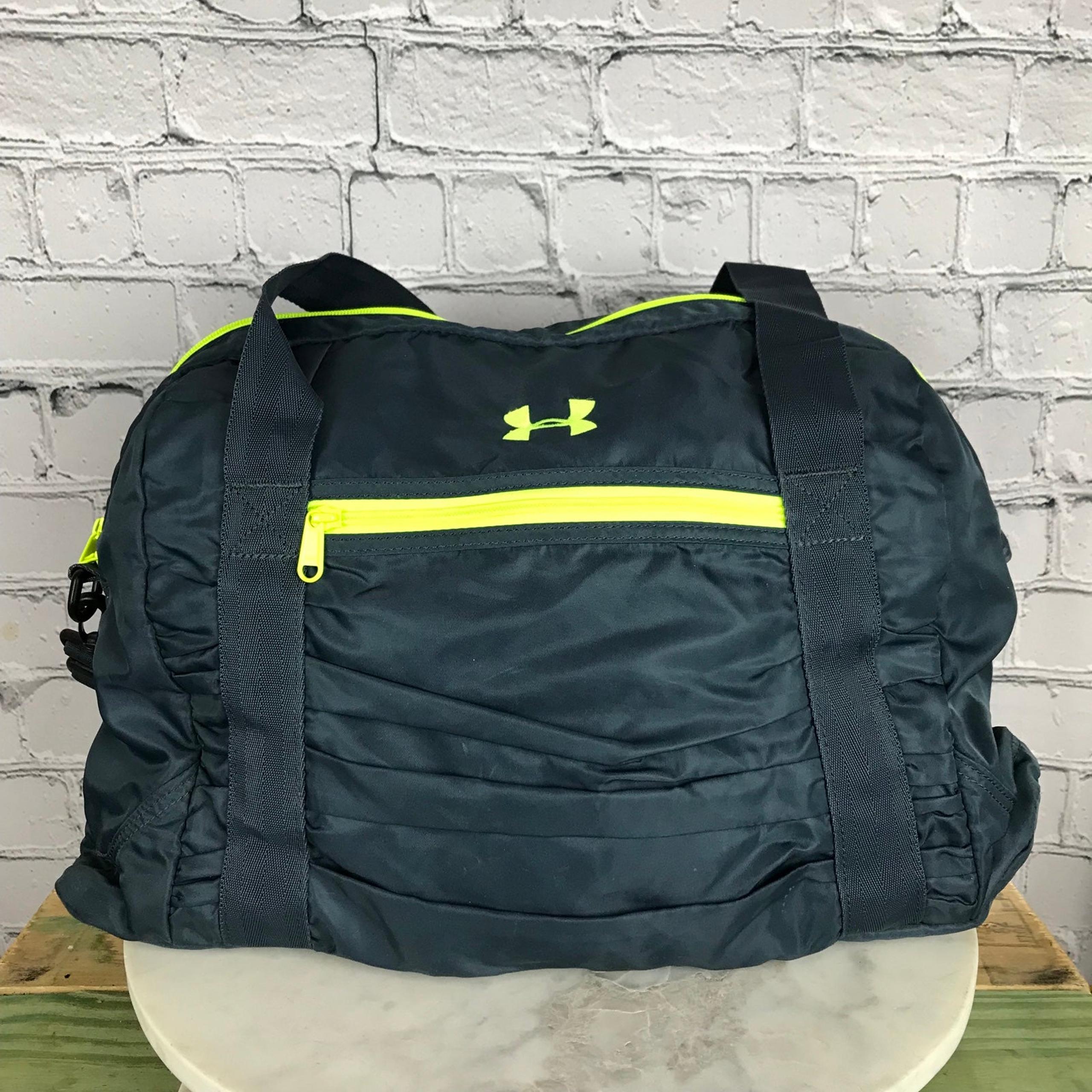 Under Armour Hand Held Training Gym Bag Duffel Travel Bag Teal Medium Sports Bag