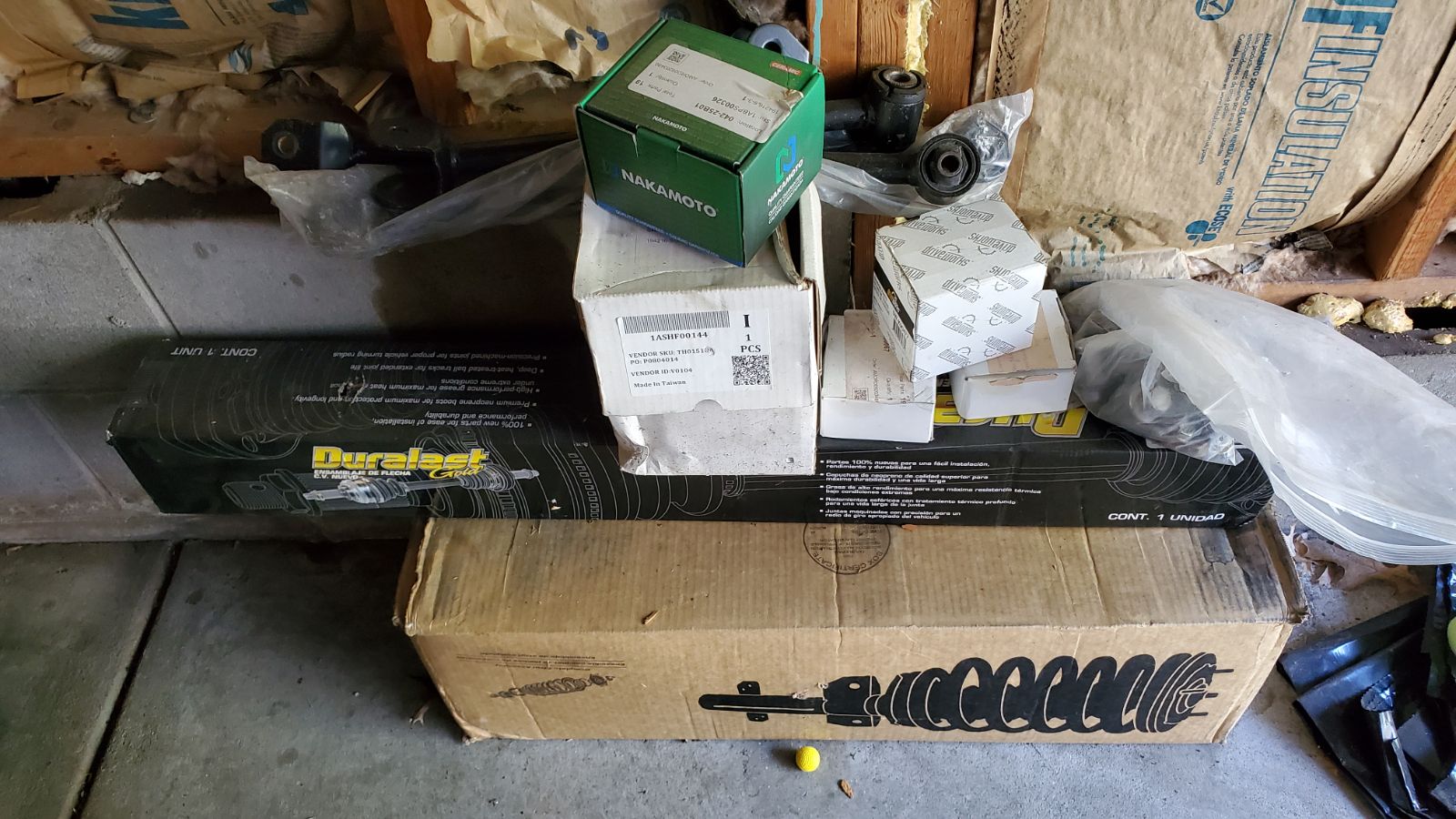 05 Toyota higjlander parts New in box