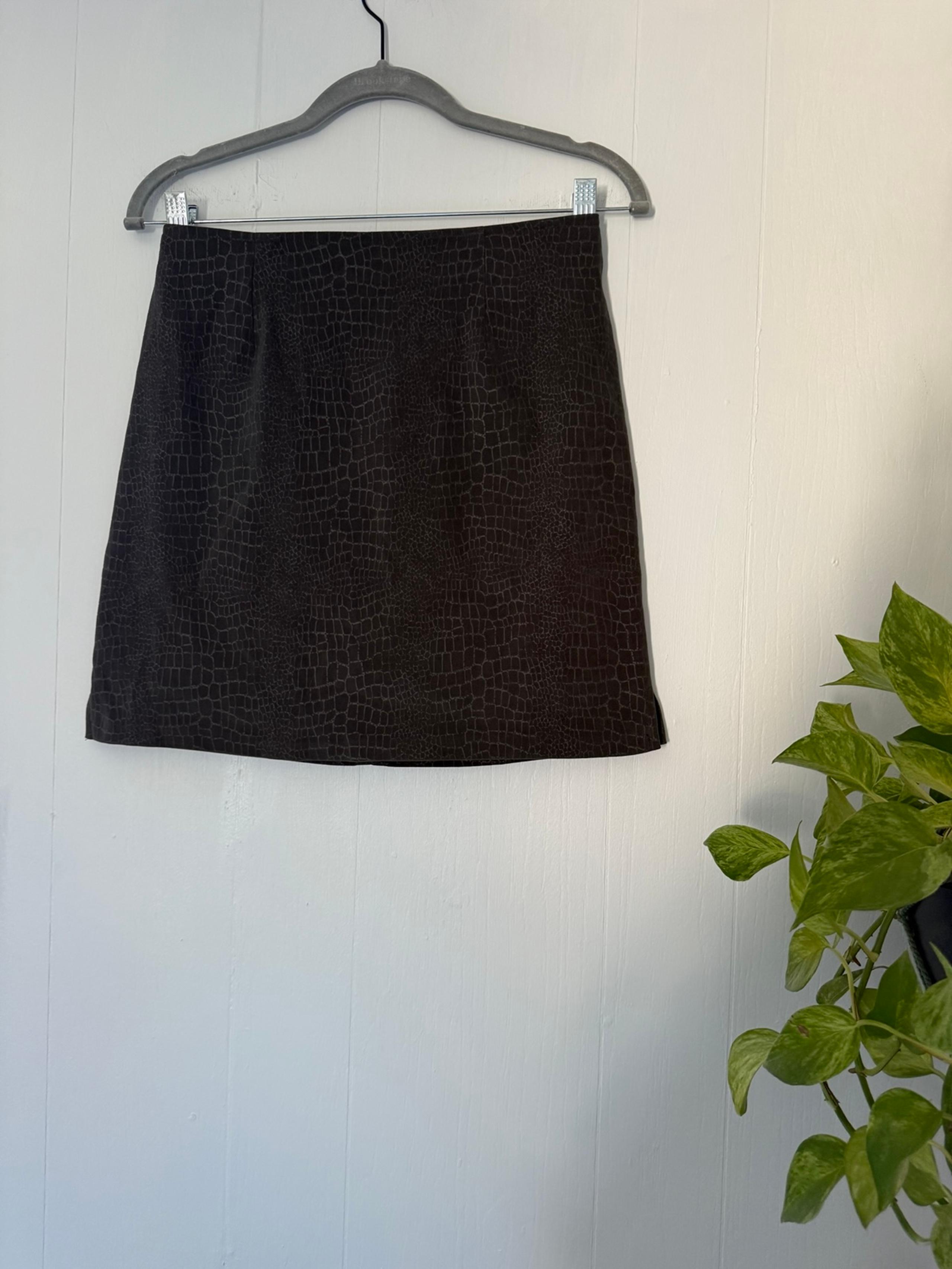 VTG Grunge Punk Goth Whimsigoth Snake Skin Dark Green Soft Suede Mini Skirt 5