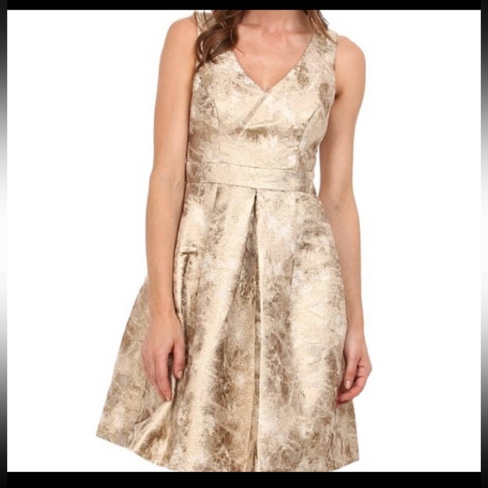 Jessica Simpson 10th Anniversary Metallic Gold Champagne Pleated Cocktail Dress