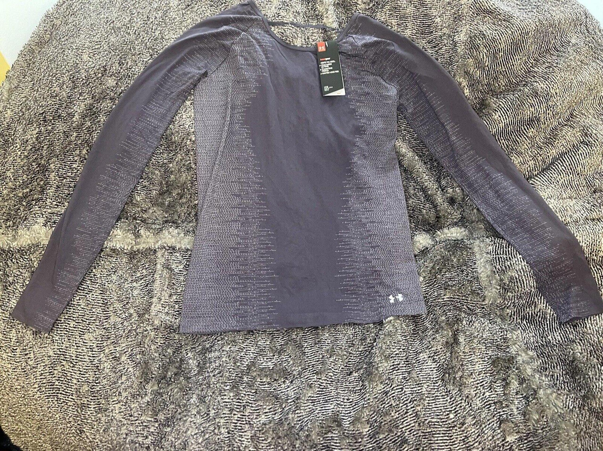 NWT Under Armour Womens Keyhole Back Top Shirt  Tee Size S Purple Activewear
