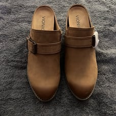 Vionic: Cheyenne (Tan/ Brown) reg 130