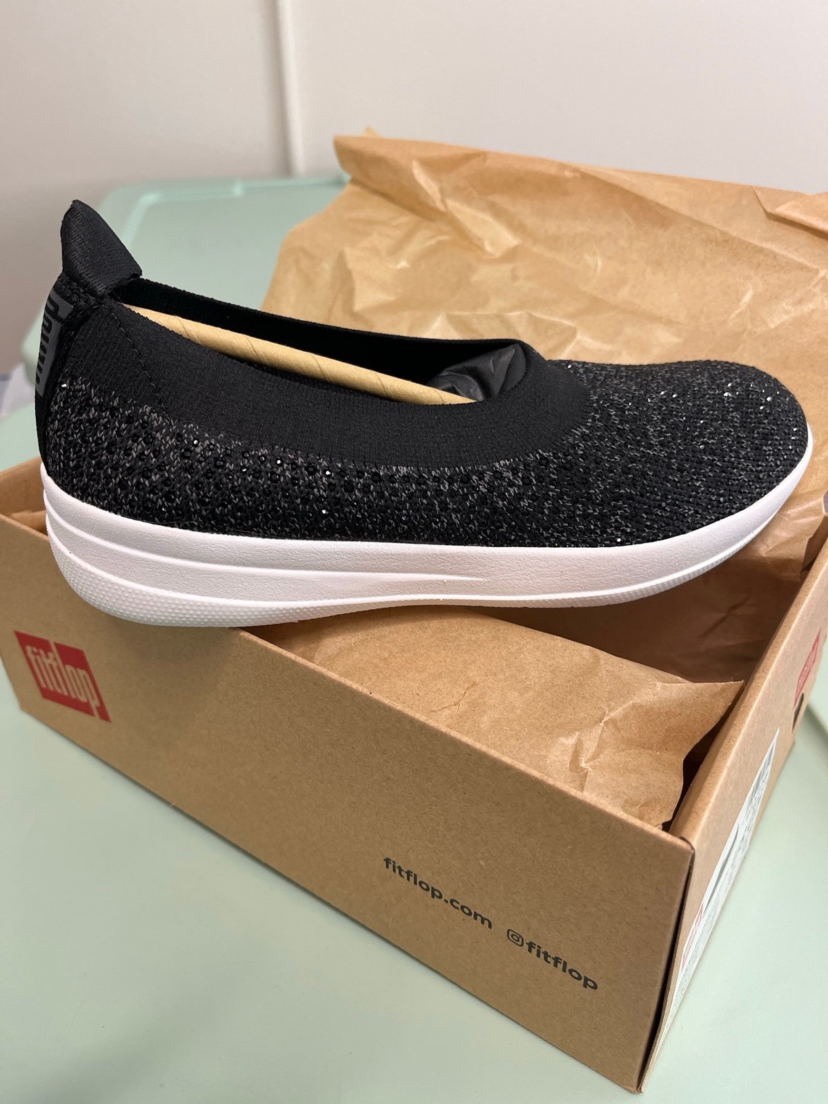 FitFlop slip on black flat shoes size 7.5 NEW